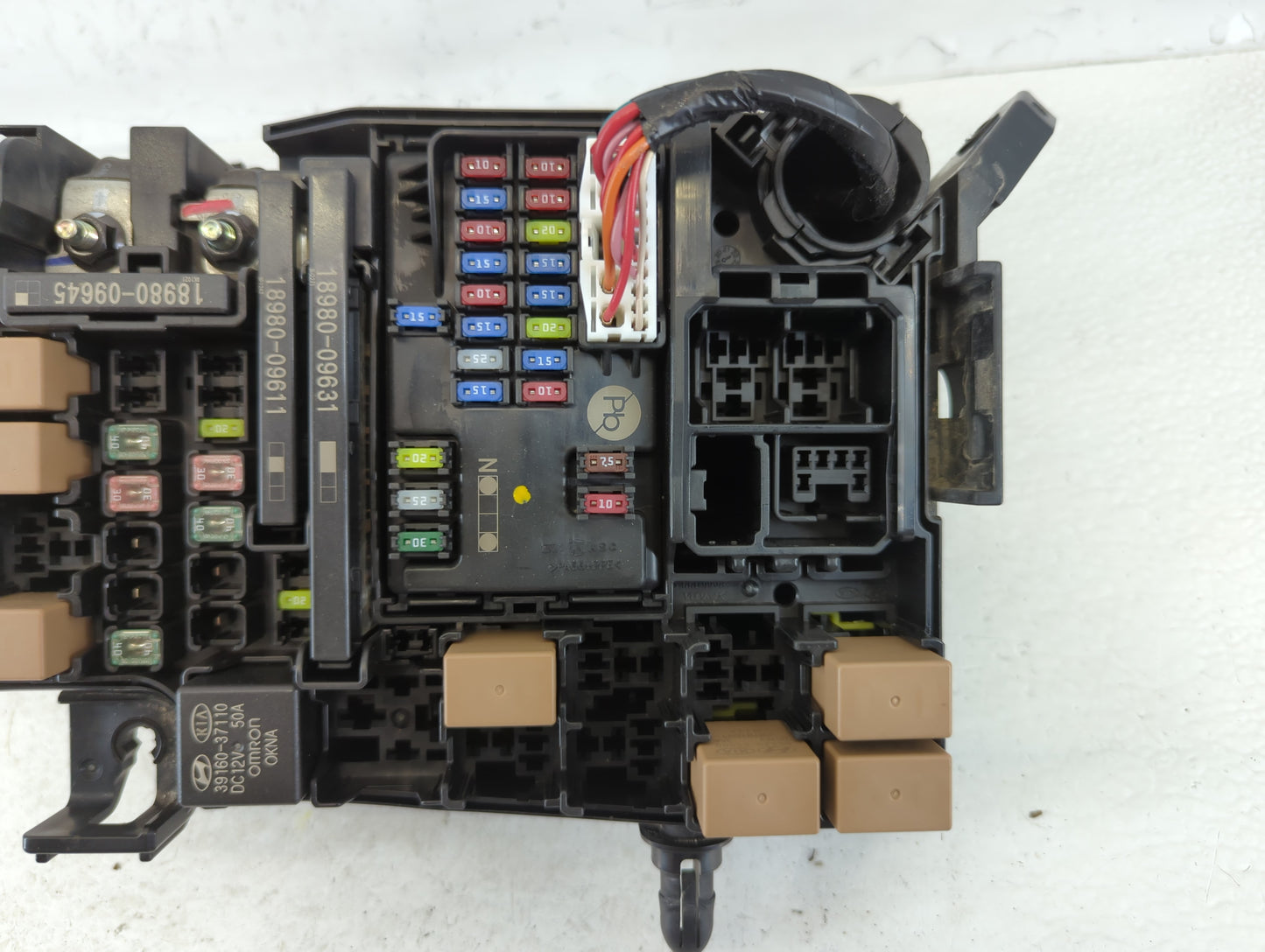 2019-2020 Kia Forte Fusebox Fuse Box Panel Relay Module P/N:91431 M7431 Fits Fits 2019 2020 OEM Used Auto Parts - Oemusedaut