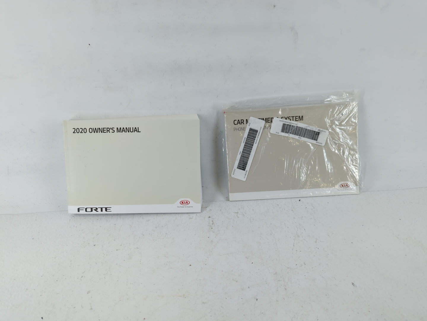 2020 Kia Forte Owners Manual Book Guide P/N:DLS4-EU01E OEM Used Auto Parts - Oemusedautoparts1.com