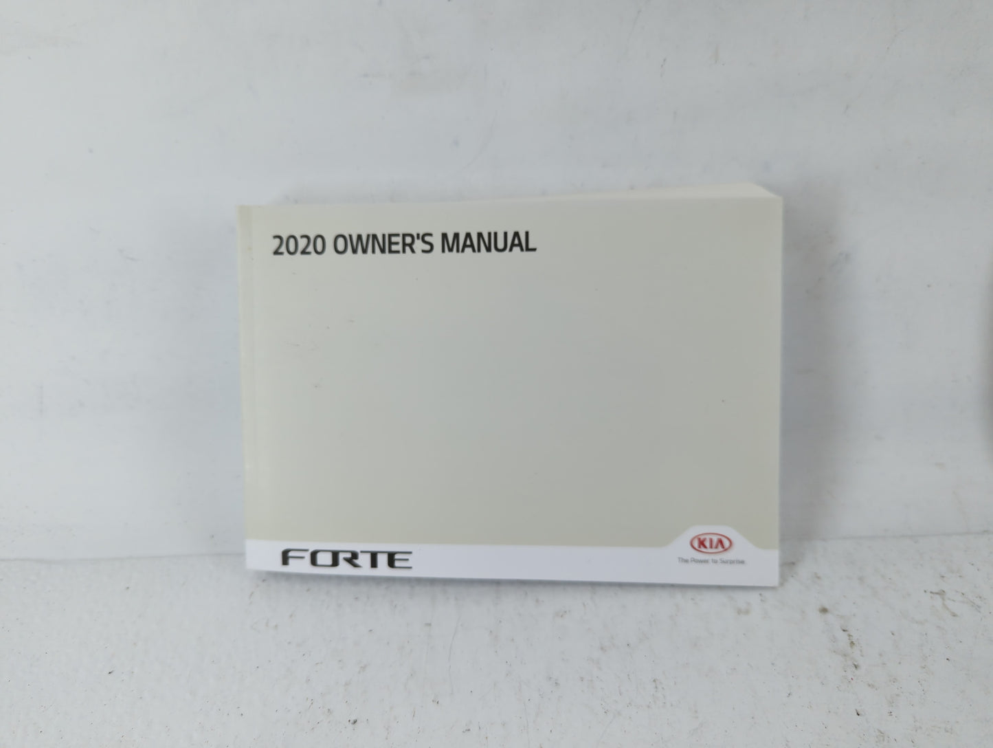 2020 Kia Forte Owners Manual Book Guide P/N:DLS4-EU01E OEM Used Auto Parts - Oemusedautoparts1.com