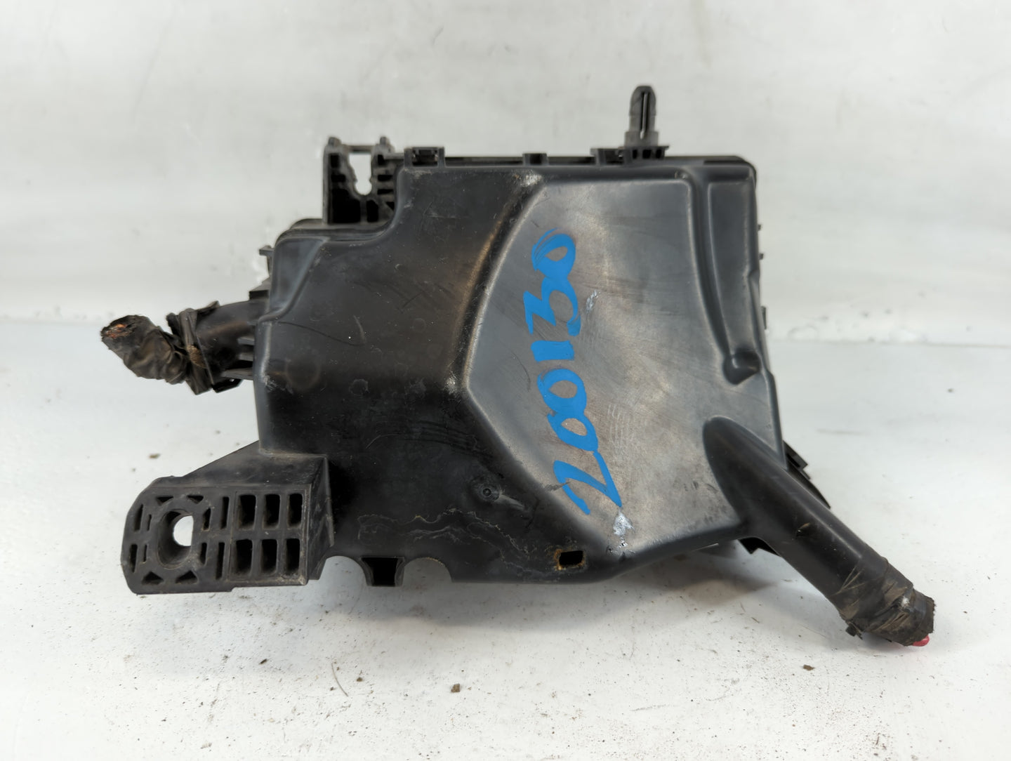 2019-2020 Kia Forte Fusebox Fuse Box Panel Relay Module P/N:91431 M7052 Fits Fits 2019 2020 OEM Used Auto Parts - Oemusedaut
