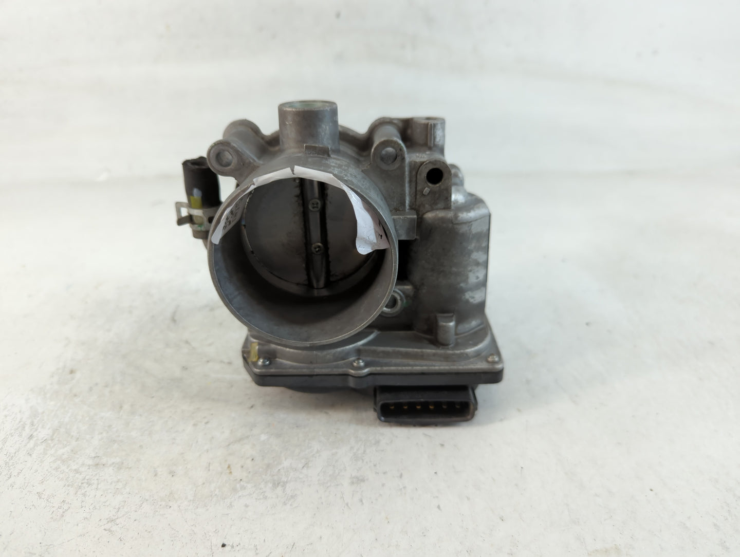 2020-2022 Kia Forte Throttle Body P/N:35100-2B340 Fits Fits 2020 2021 2022 OEM Used Auto Parts - Oemusedautoparts1.com