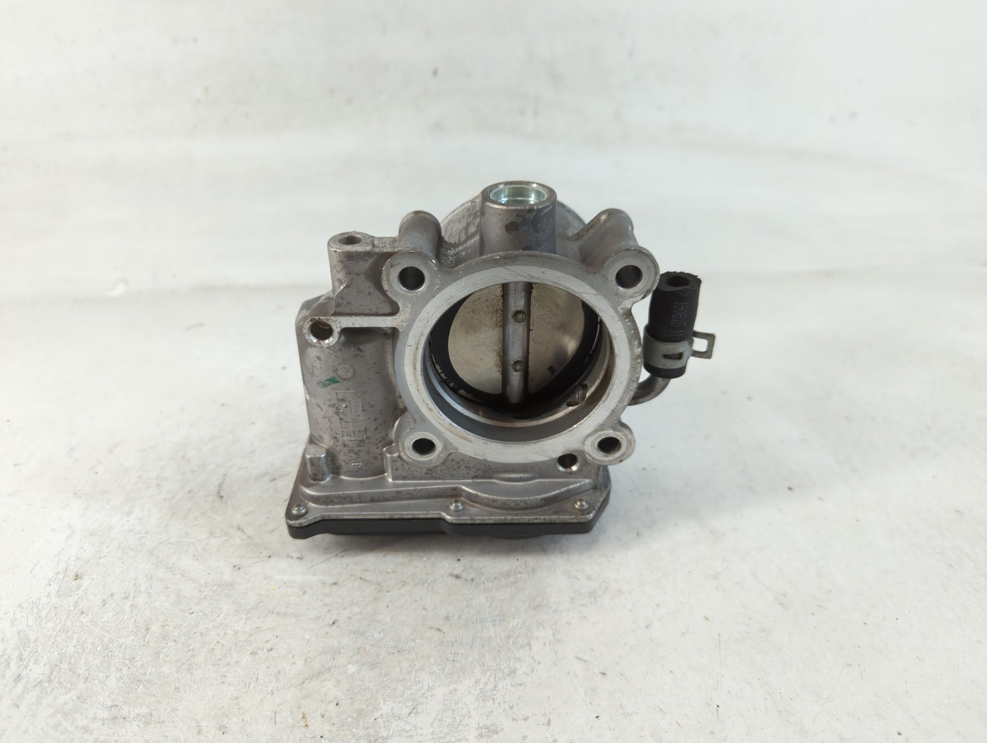 2020-2022 Kia Forte Throttle Body P/N:35100-2B340 Fits Fits 2020 2021 2022 OEM Used Auto Parts - Oemusedautoparts1.com