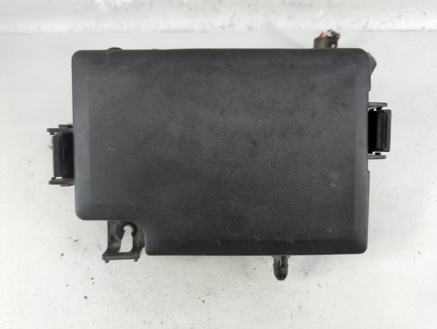 2019-2020 Kia Forte Fusebox Fuse Box Panel Relay Module P/N:91431 M7052 Fits Fits 2019 2020 OEM Used Auto Parts - Oemusedaut