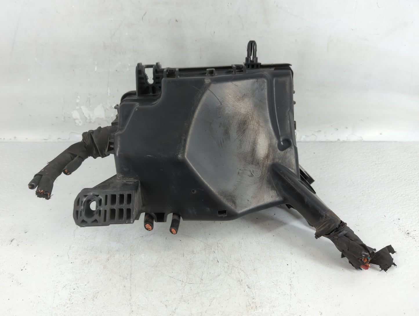 2019-2020 Kia Forte Fusebox Fuse Box Panel Relay Module P/N:91431 M7052 Fits Fits 2019 2020 OEM Used Auto Parts - Oemusedaut