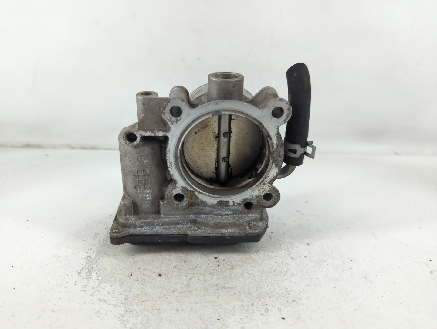 2020-2022 Kia Forte Throttle Body P/N:35100-2E710 Fits Fits 2020 2021 2022 OEM Used Auto Parts - Oemusedautoparts1.com
