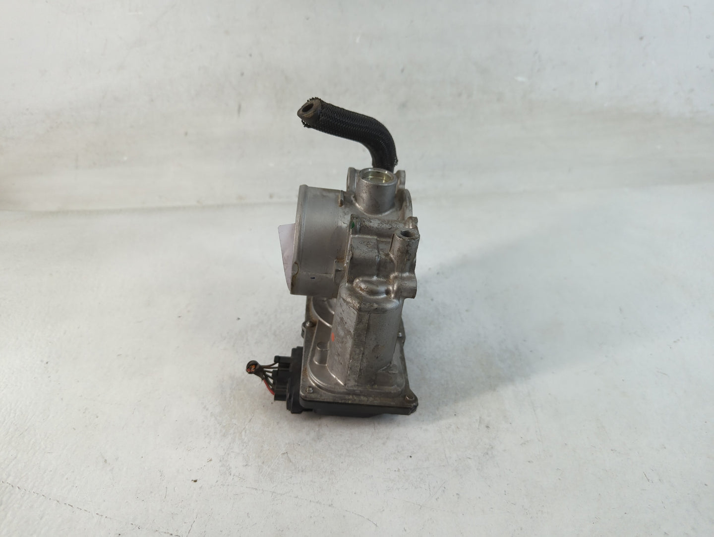 2020-2022 Kia Forte Throttle Body P/N:35100-2E710 Fits Fits 2020 2021 2022 OEM Used Auto Parts - Oemusedautoparts1.com