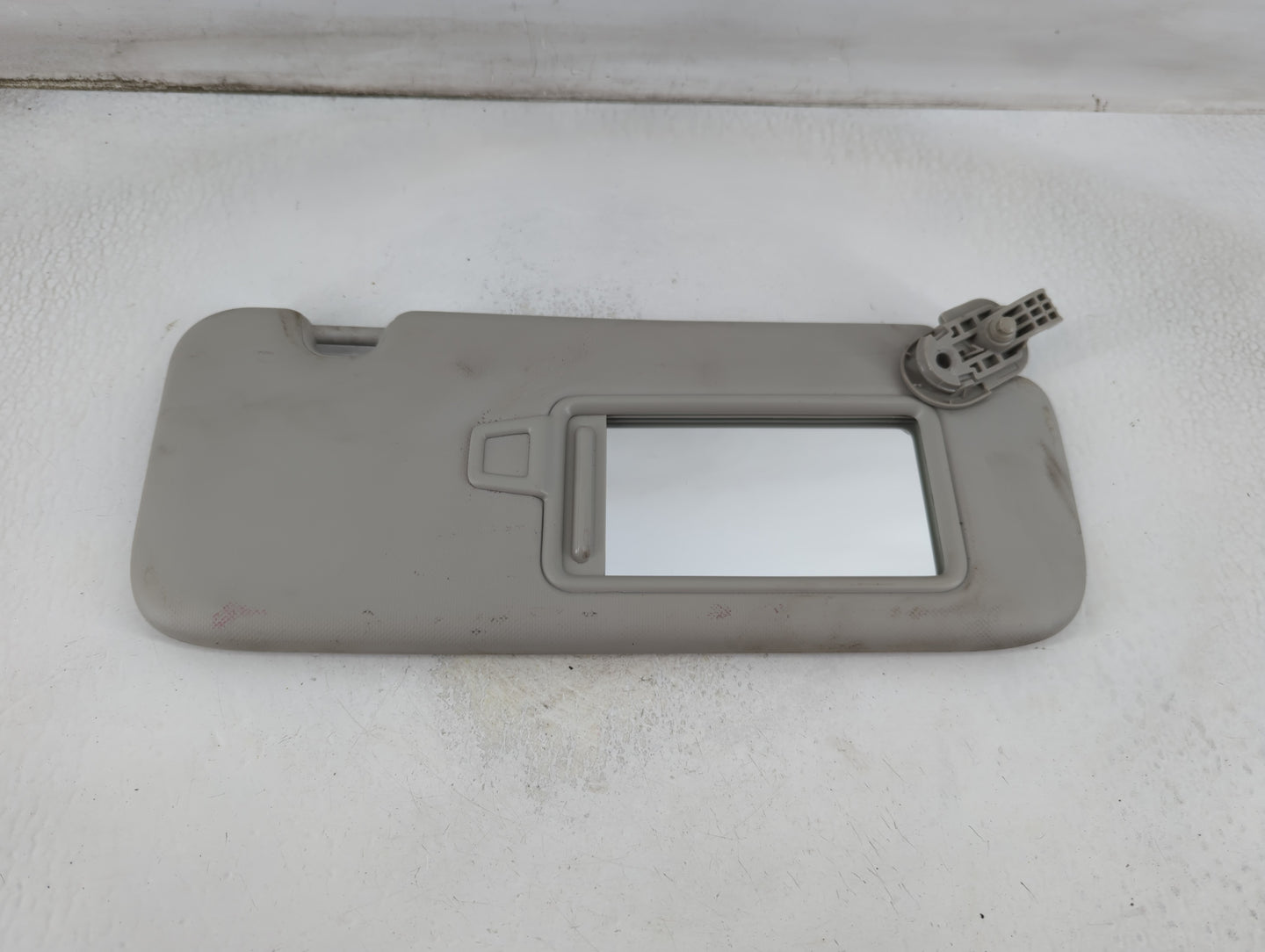 2019-2021 Kia Forte Sun Visor Shade Replacement Passenger Right Mirror Fits Fits 2019 2020 2021 OEM Used Auto Parts - Oemuse