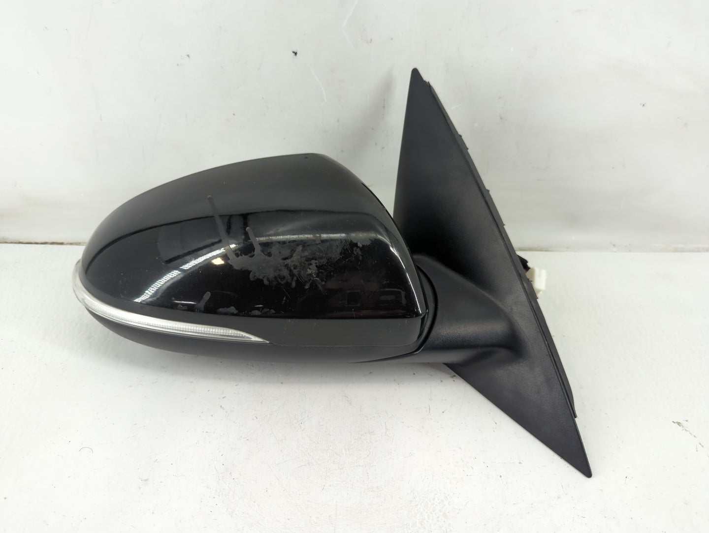 2016-2020 Kia Optima Driver Side View Mirror - Left Door Mirror OEM Used - Oemusedautoparts1.com