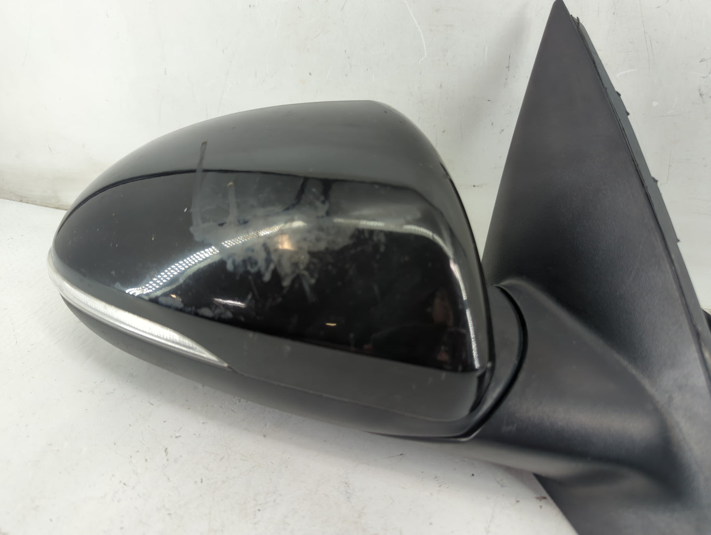 2016-2020 Kia Optima Driver Side View Mirror - Left Door Mirror OEM Used - Oemusedautoparts1.com