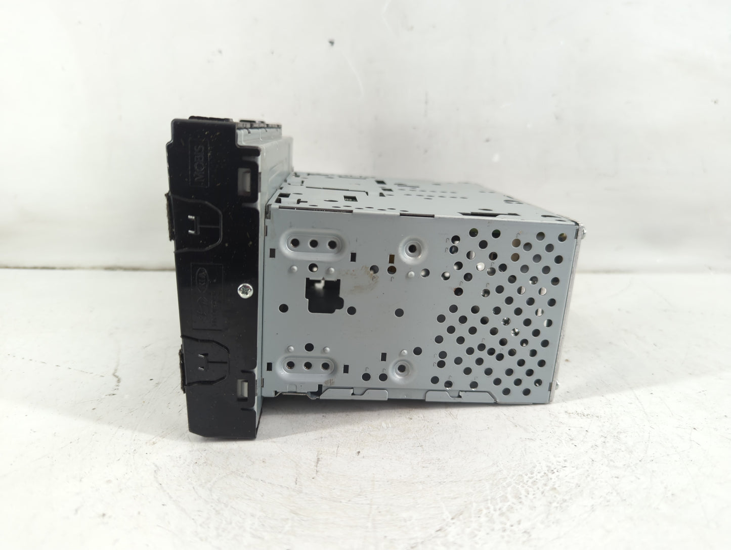 2019-2020 Kia Optima Radio AM FM Cd Player Receiver Replacement P/N:96160-D5700WK Fits Fits 2019 2020 OEM Used Auto Parts - 