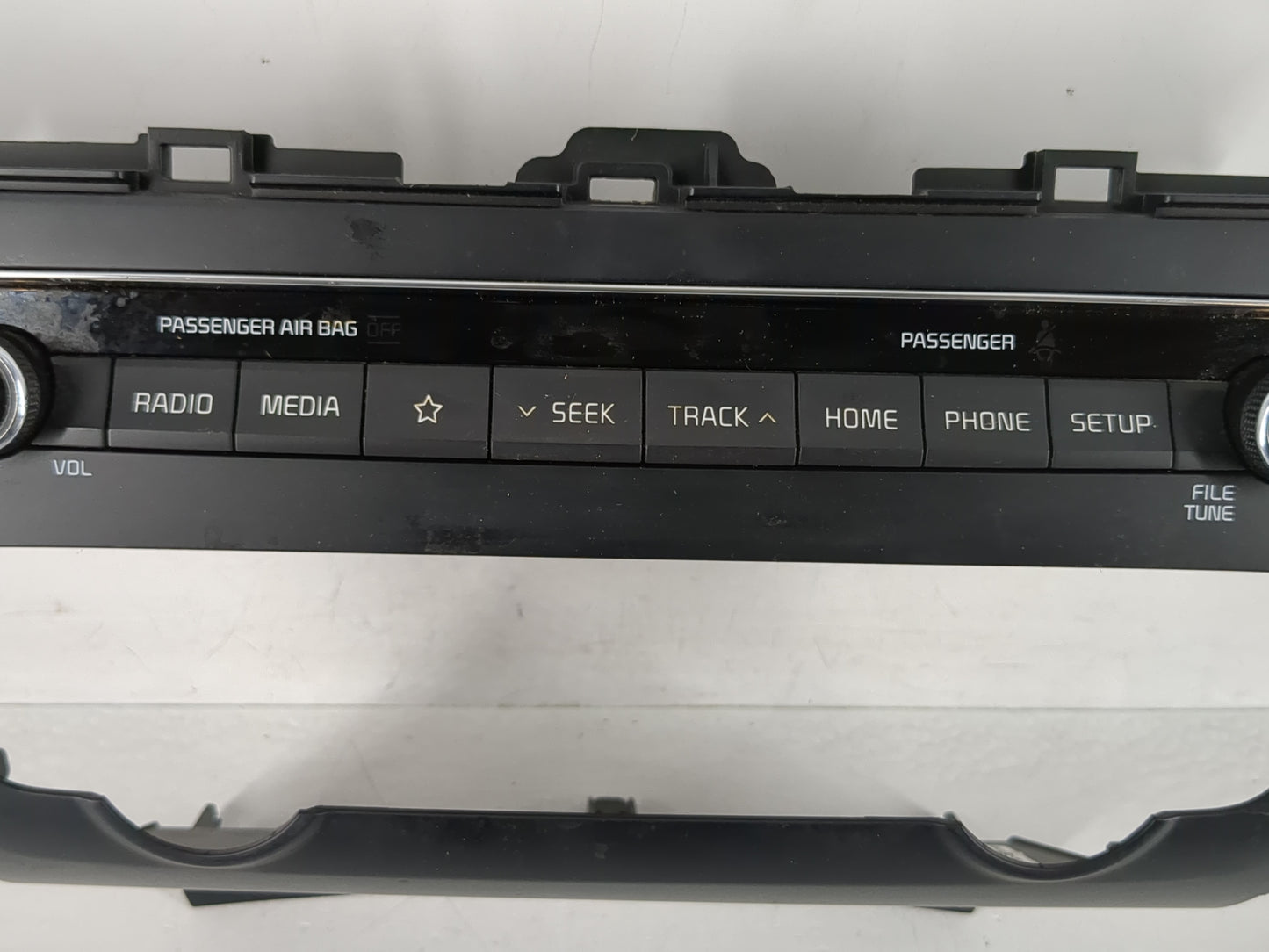 2019-2020 Kia Optima Radio Control Panel - Oemusedautoparts1.com