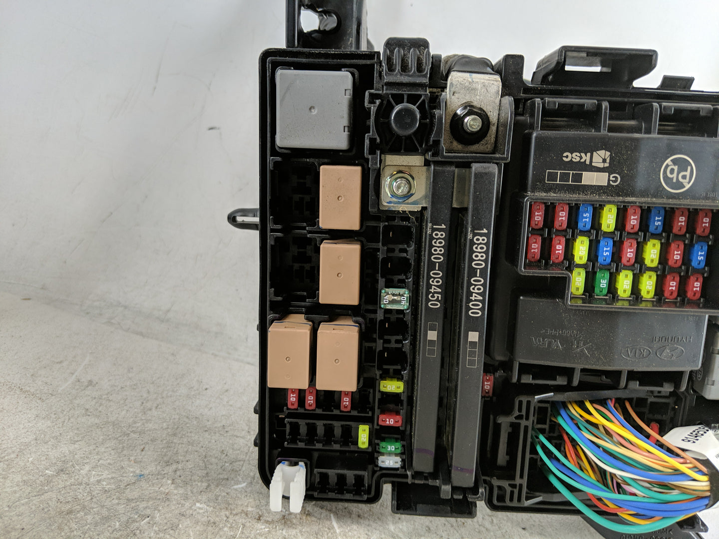 2020 Kia Optima Fusebox Fuse Box Panel Relay Module P/N:91700D5220JC Fits OEM Used Auto Parts - Oemusedautoparts1.com