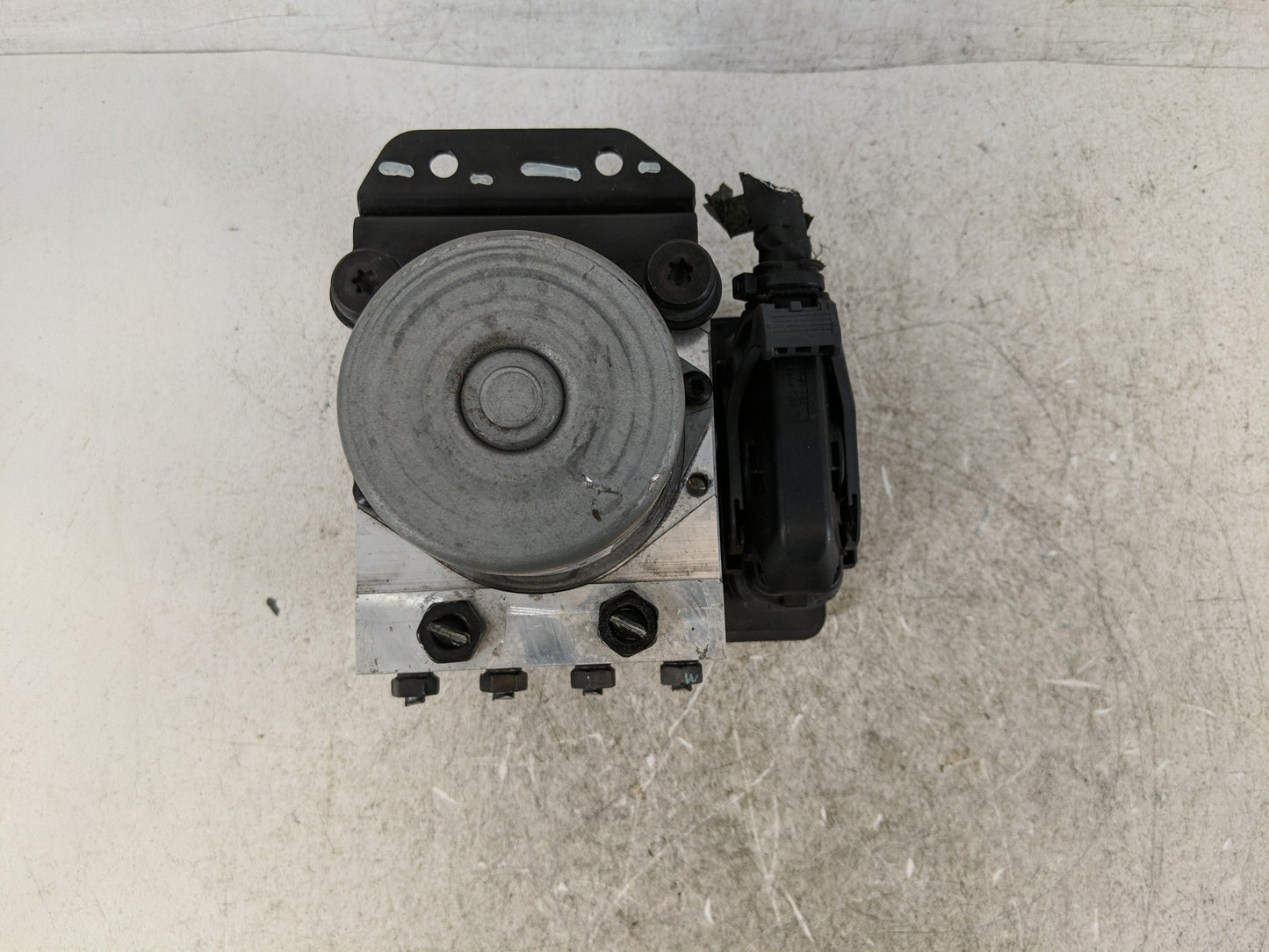 2019-2020 Kia Optima ABS Pump Control Module Replacement P/N:58900-D5260 Fits Fits 2019 2020 OEM Used Auto Parts - Oemusedau