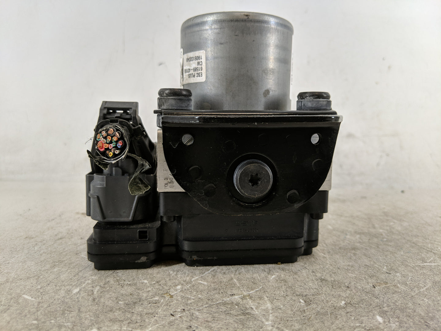 2019-2020 Kia Optima ABS Pump Control Module Replacement P/N:58900-D5260 Fits Fits 2019 2020 OEM Used Auto Parts - Oemusedau