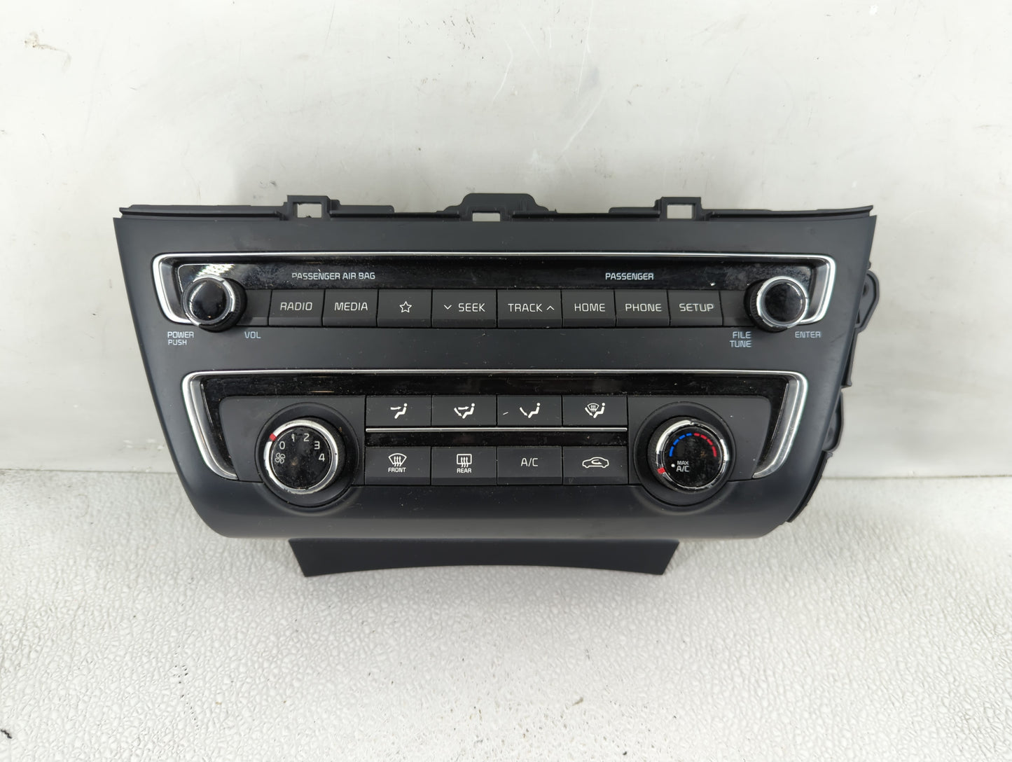 2020 Kia Optima Climate Control Module Temperature AC/Heater Replacement P/N:97250-D5AA0 Fits OEM Used Auto Parts - Oemuseda