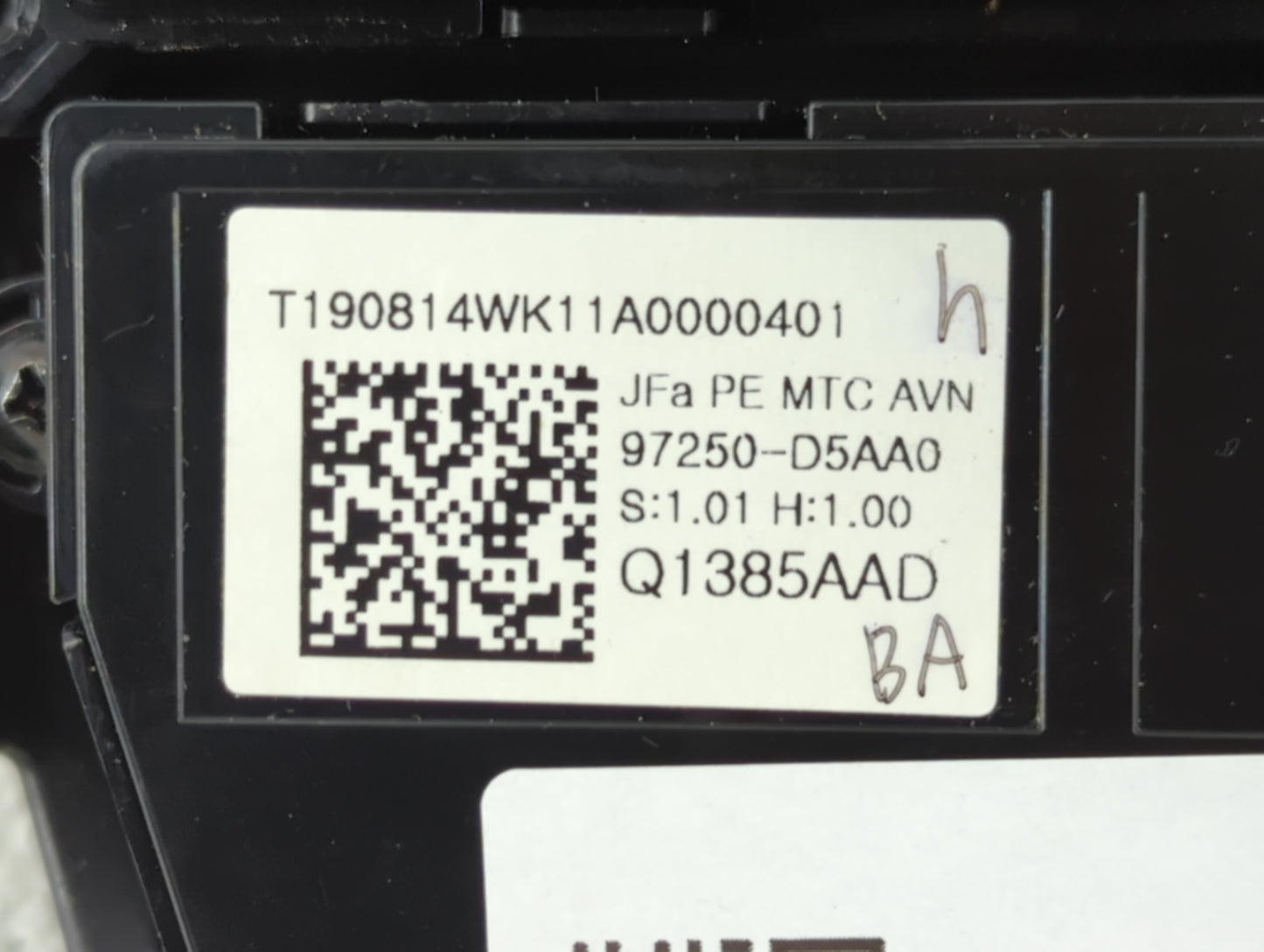 2020 Kia Optima Climate Control Module Temperature AC/Heater Replacement P/N:97250-D5AA0 Fits OEM Used Auto Parts - Oemuseda