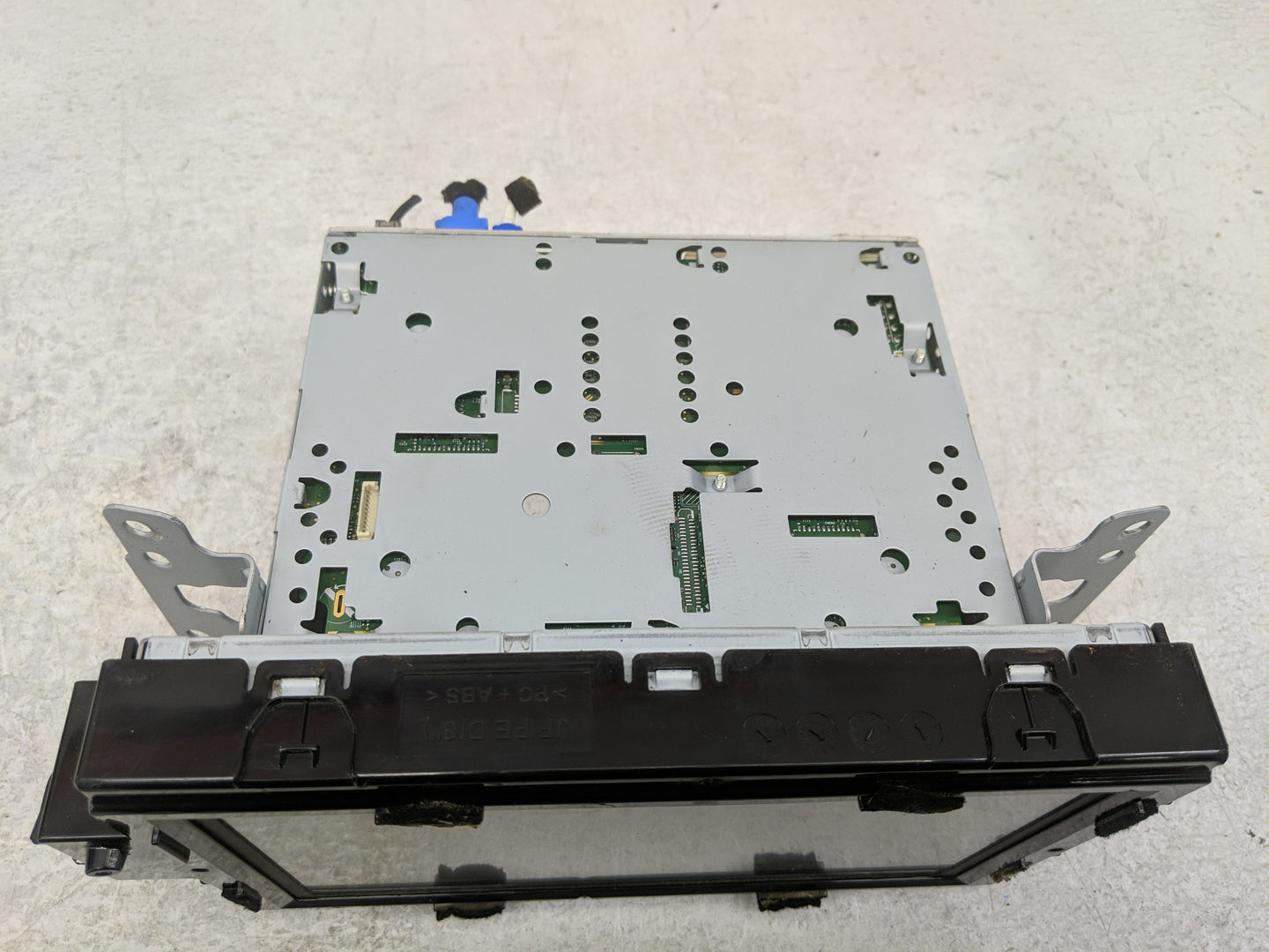 2019-2020 Kia Optima Radio AM FM Cd Player Receiver Replacement P/N:96160-d5700W Fits Fits 2019 2020 OEM Used Auto Parts - O