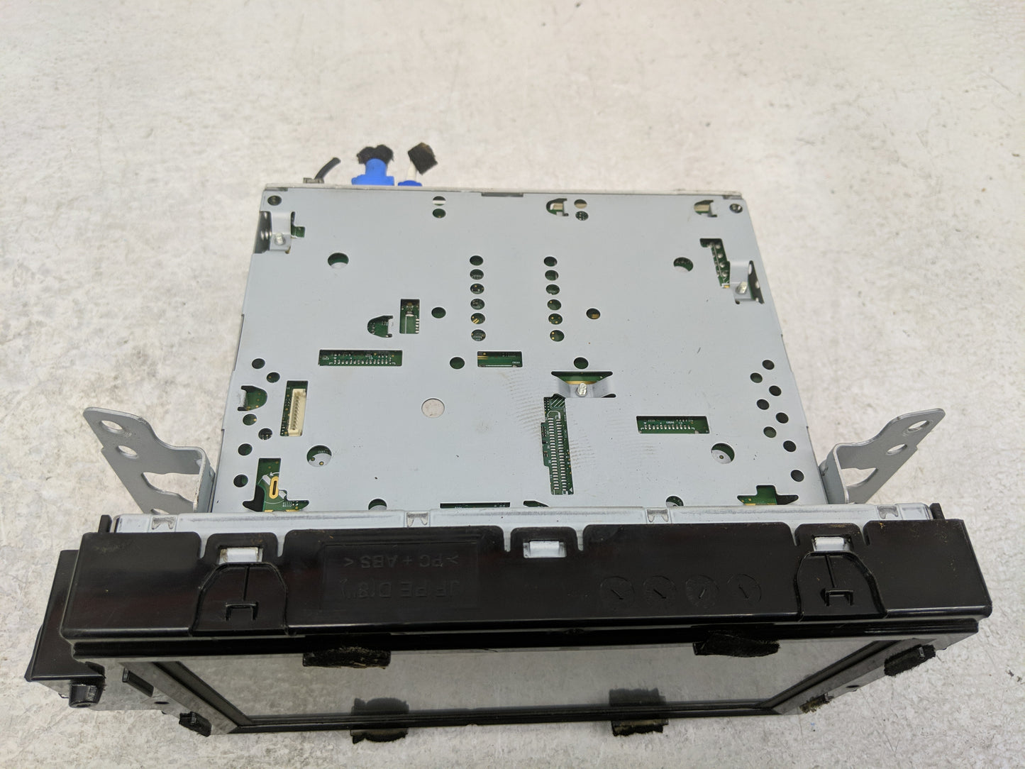 2019-2020 Kia Optima Radio AM FM Cd Player Receiver Replacement P/N:96160-d5700W Fits Fits 2019 2020 OEM Used Auto Parts - O