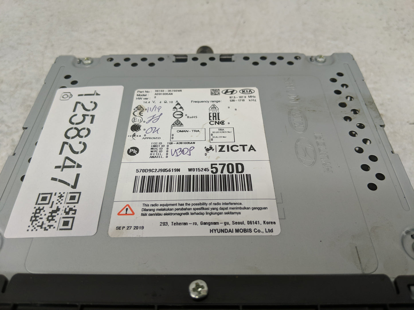 2019-2020 Kia Optima Radio AM FM Cd Player Receiver Replacement P/N:96160-D5700WK Fits Fits 2019 2020 OEM Used Auto Parts - 