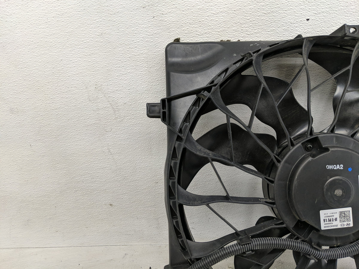 2016-2020 Kia Optima Electric Radiator Cooling Fan Motor Assembly P/N:25380-D5280 Fits Fits 2016 2017 2018 2019 2020 OEM Use