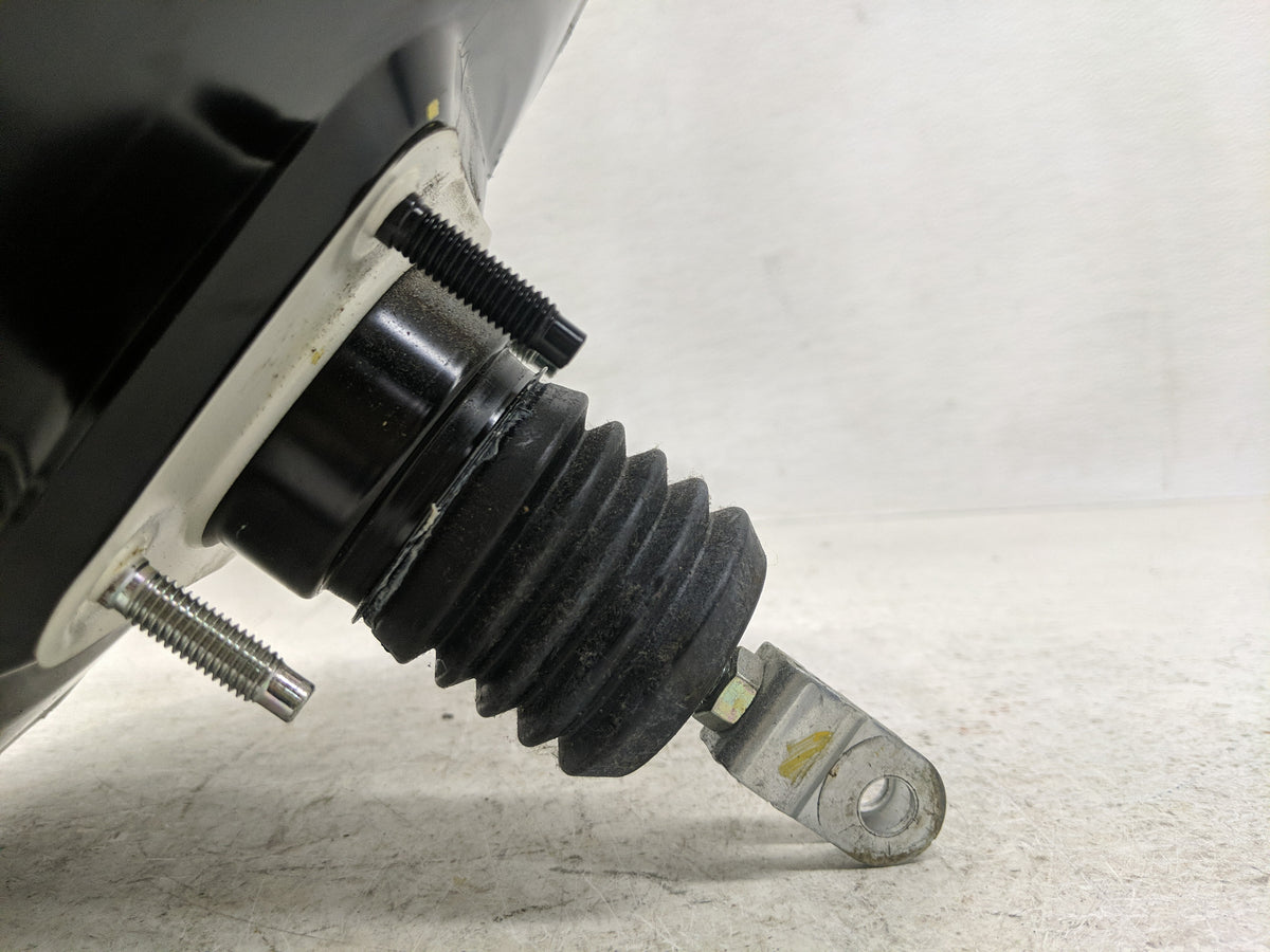 2020-2020 Kia Optima Power Brake Booster Oem 1302550 - Oemusedautoparts1.com