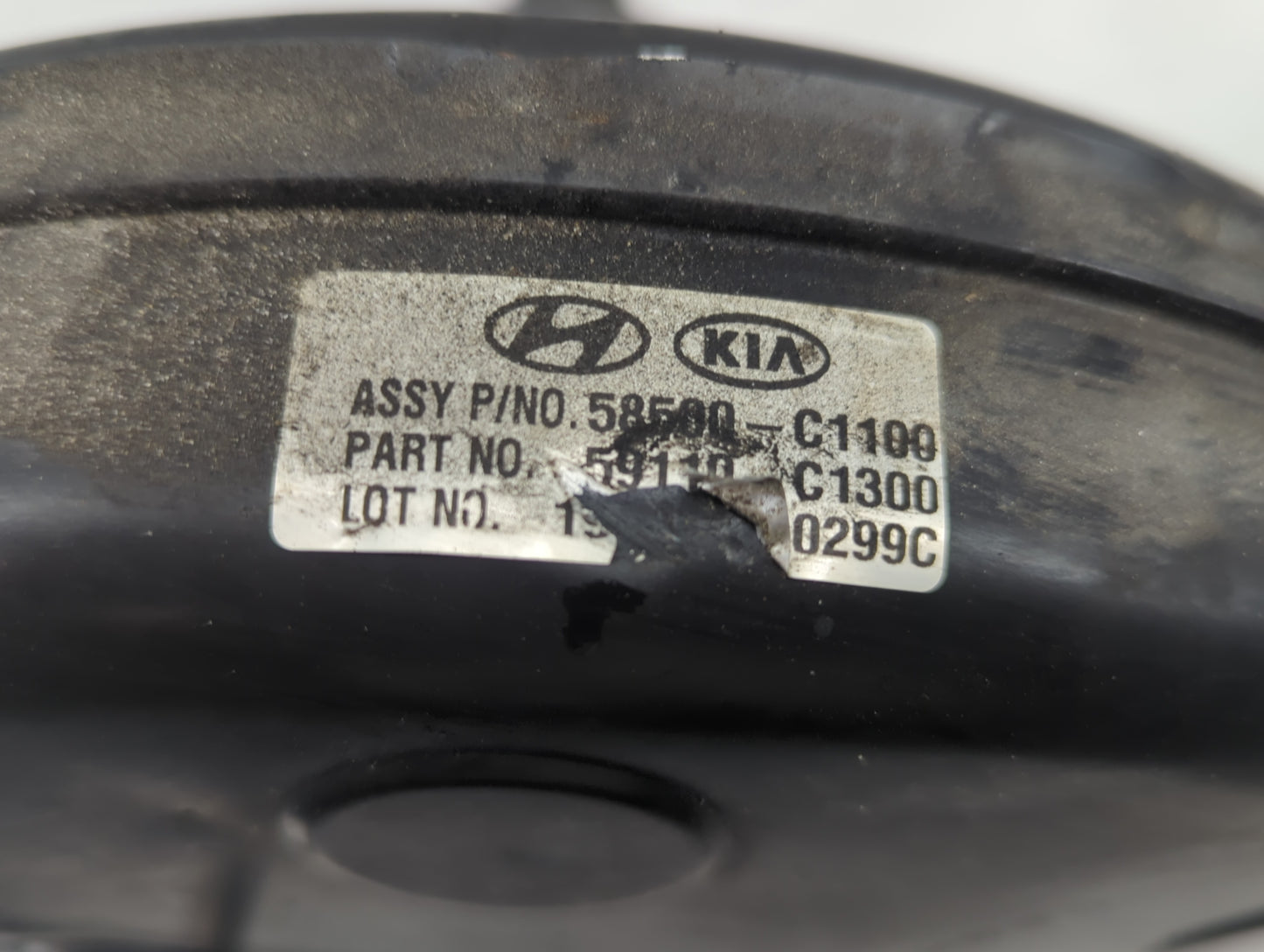 2020-2020 Kia Optima Power Brake Booster Oem 1375893 - Oemusedautoparts1.com