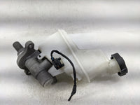 2016-2020 Kia Optima Brake Master Cylinder 1376291 - Oemusedautoparts1.com