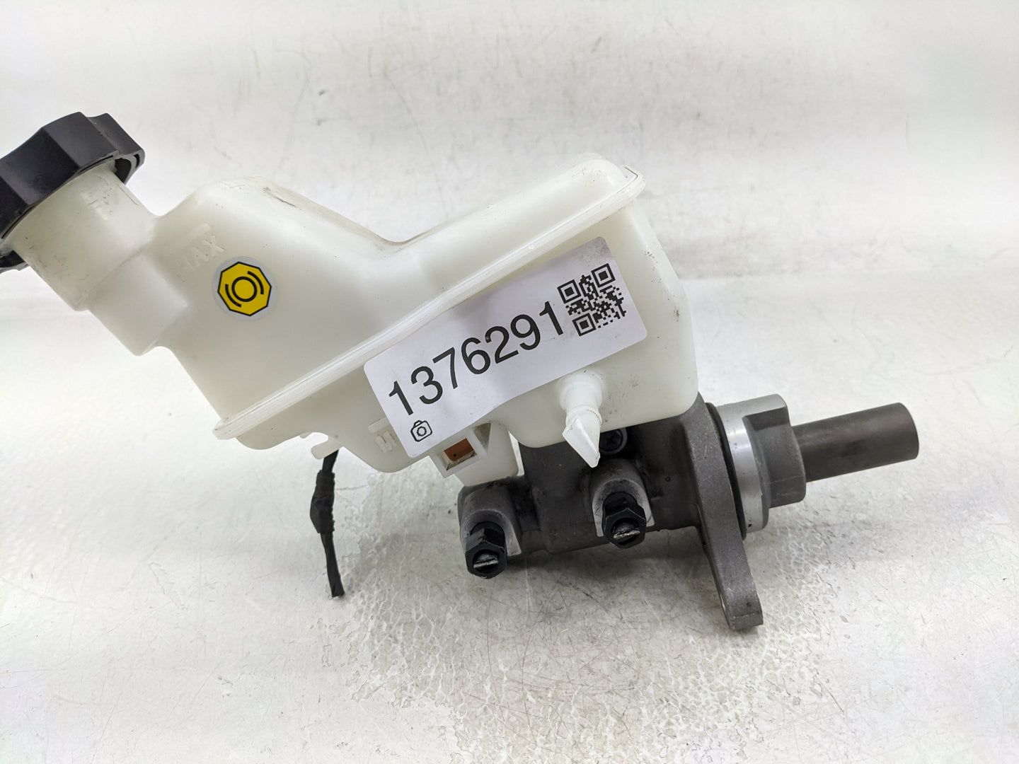 2016-2020 Kia Optima Brake Master Cylinder - Oemusedautoparts1.com