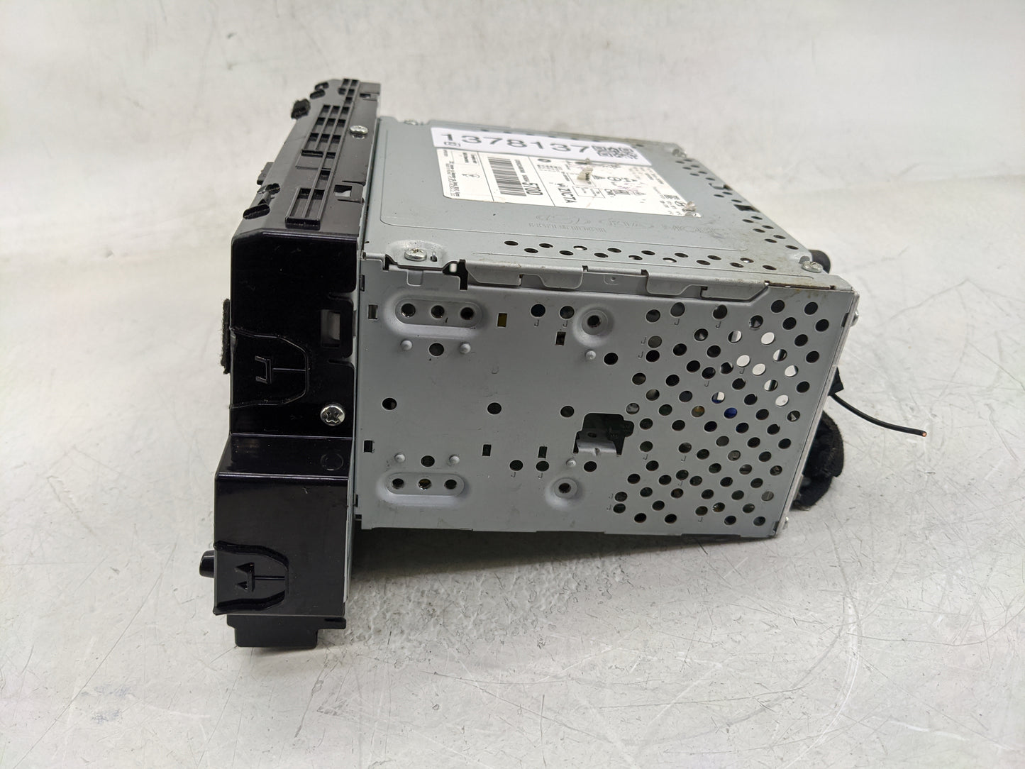 2019-2020 Kia Optima Radio AM FM Cd Player Receiver Replacement P/N:96160-D5700WK Fits Fits 2019 2020 OEM Used Auto Parts - 