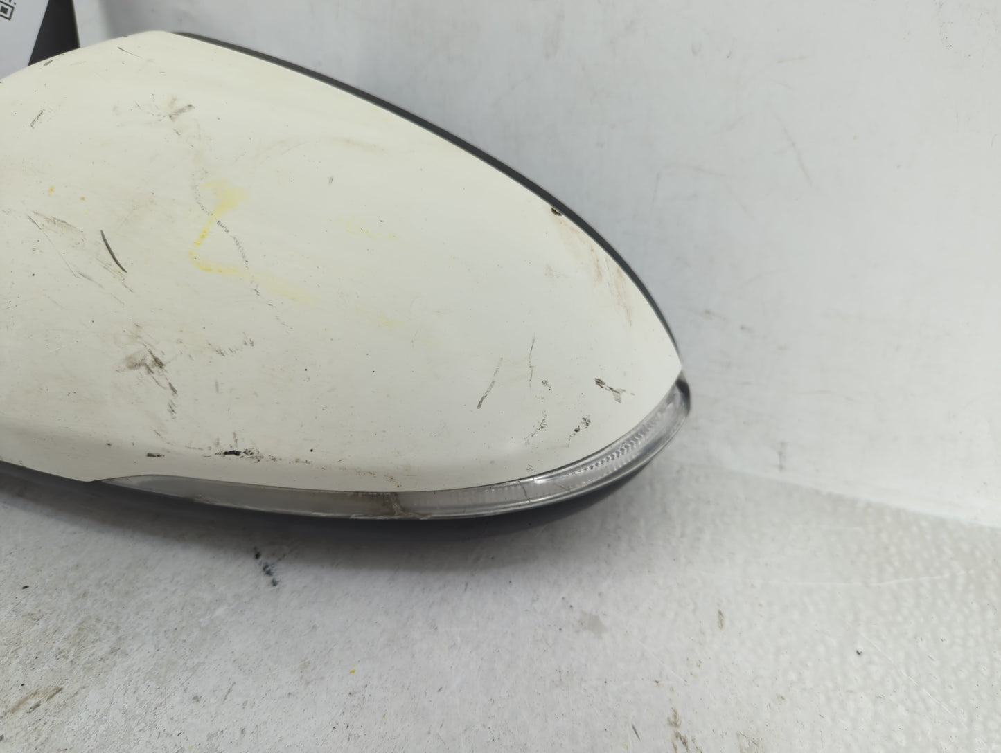 2016-2020 Kia Optima Driver Side View Mirror - Left Door Mirror OEM Used - Oemusedautoparts1.com