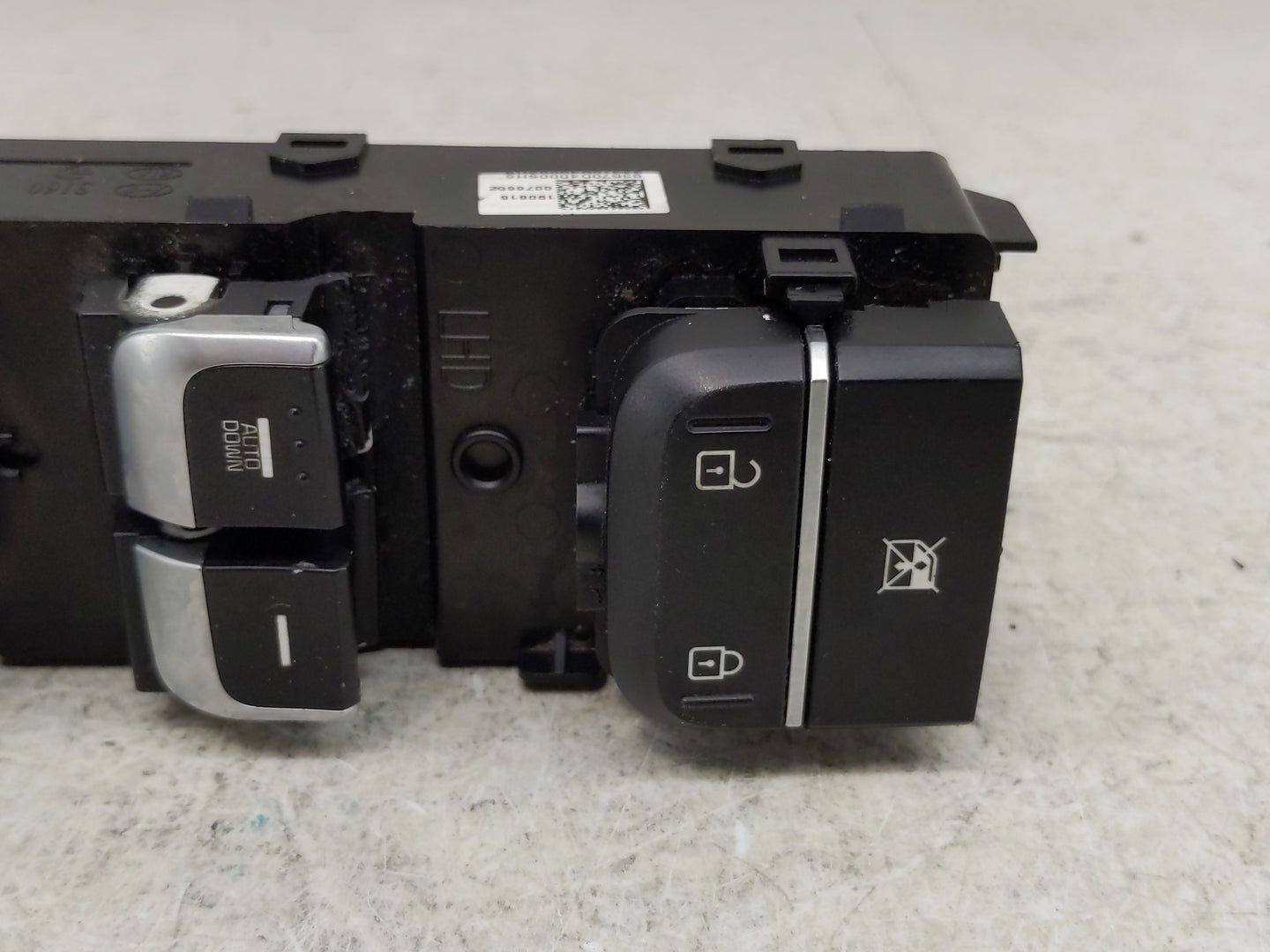 2016-2020 Kia Optima Master Power Window Switch Replacement Driver Side Left P/N:299158100 Fits Fits 2016 2017 2018 2019 202