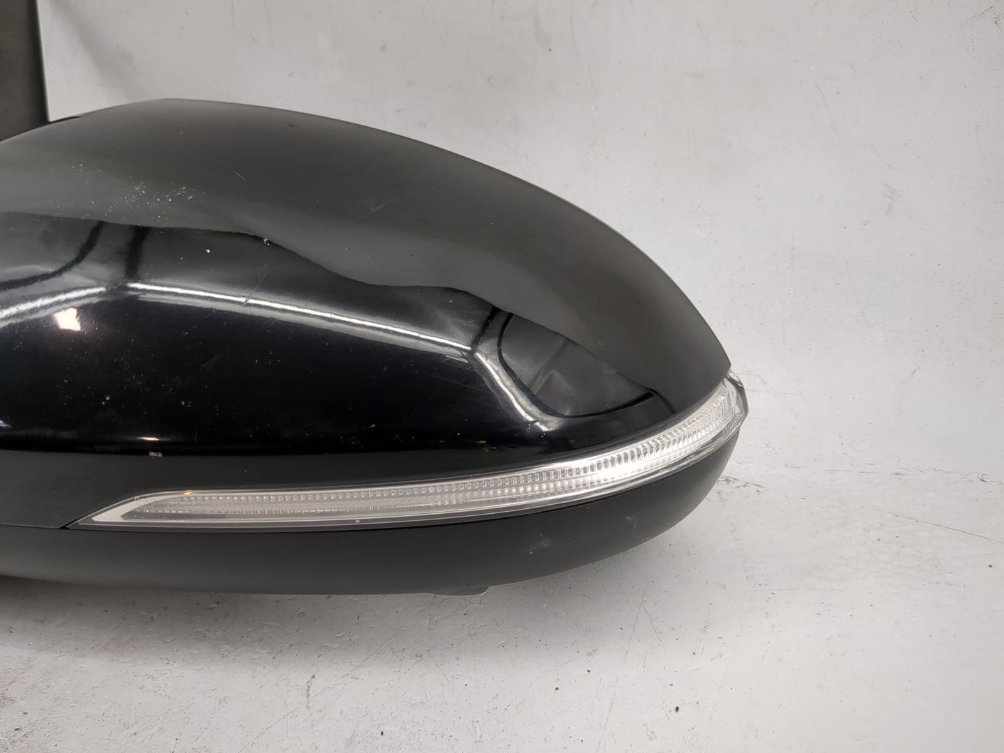 2016-2020 Kia Optima Driver Side View Mirror - Left Door Mirror OEM Used - Oemusedautoparts1.com