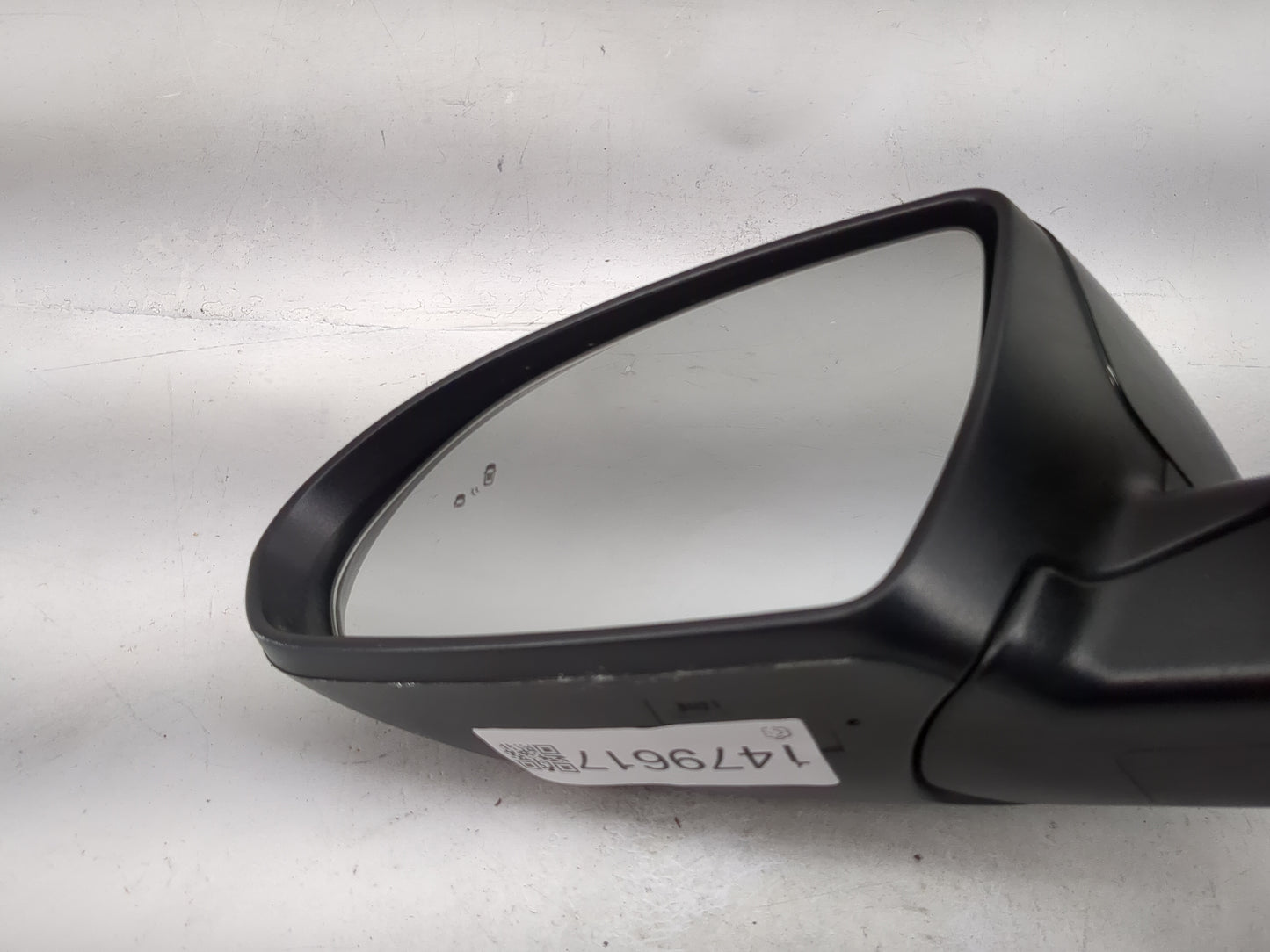 2016-2020 Kia Optima Driver Side View Mirror - Left Door Mirror OEM Used - Oemusedautoparts1.com