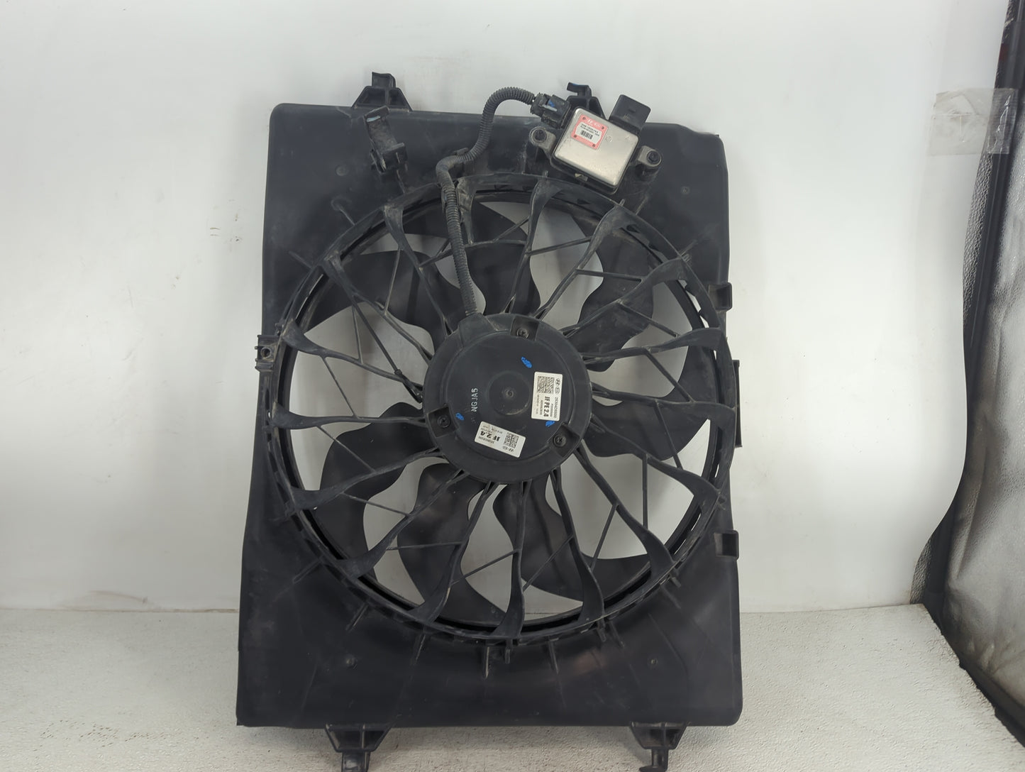 2016-2020 Kia Optima Electric Radiator Cooling Fan Motor Assembly P/N:25380D5200 25304D5500 Fits Fits 2016 2017 2018 2019 20