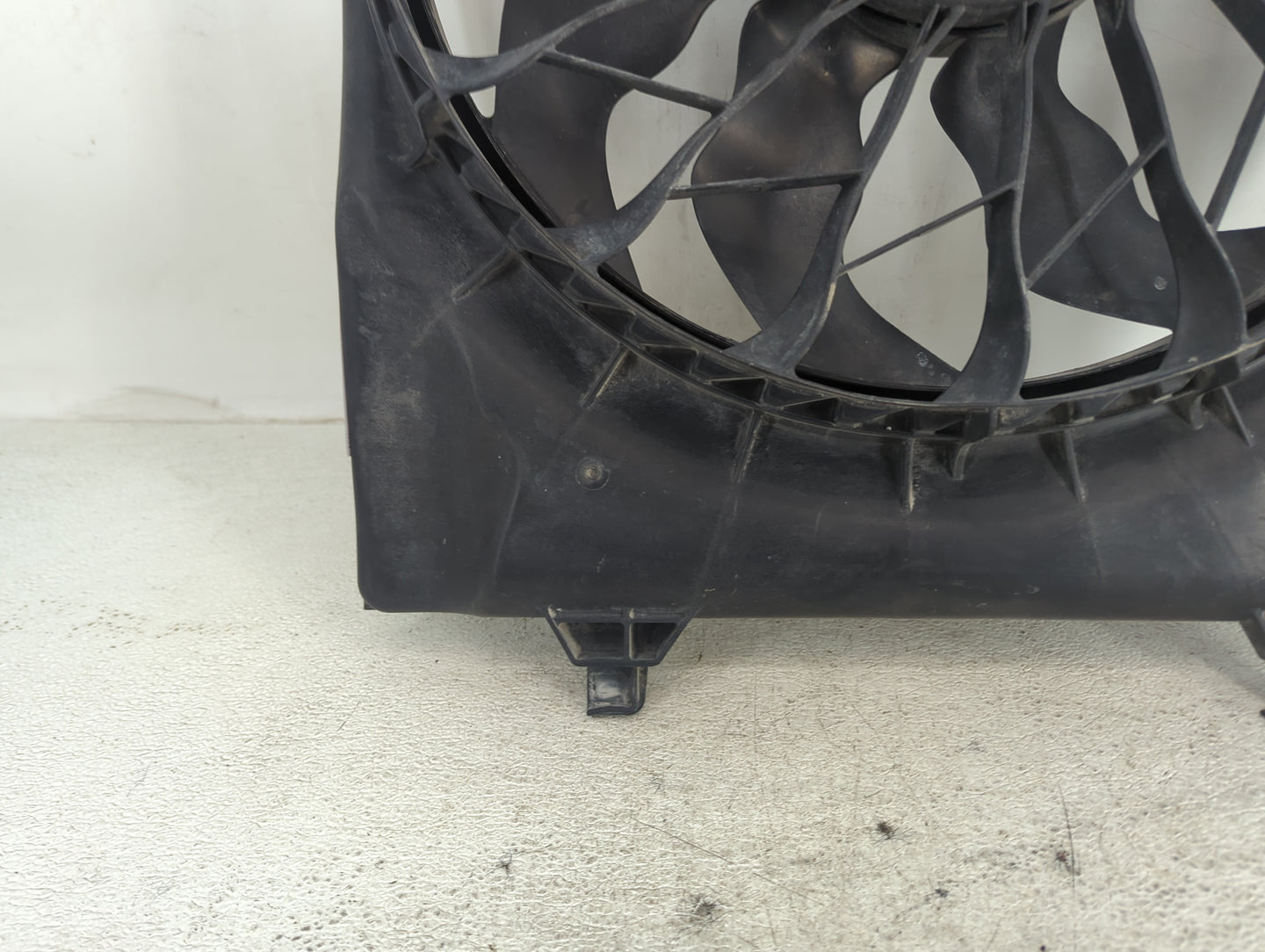 2016-2020 Kia Optima Electric Radiator Cooling Fan Motor Assembly P/N:25380D5200 25304D5500 Fits Fits 2016 2017 2018 2019 20