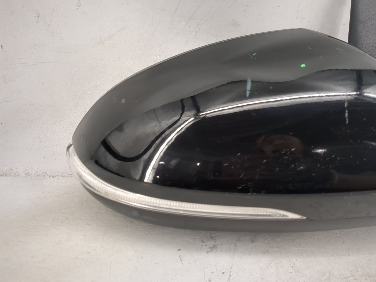 2019-2020 Kia Optima Passenger Side View Mirror - Right Door Mirror OEM Used - Oemusedautoparts1.com