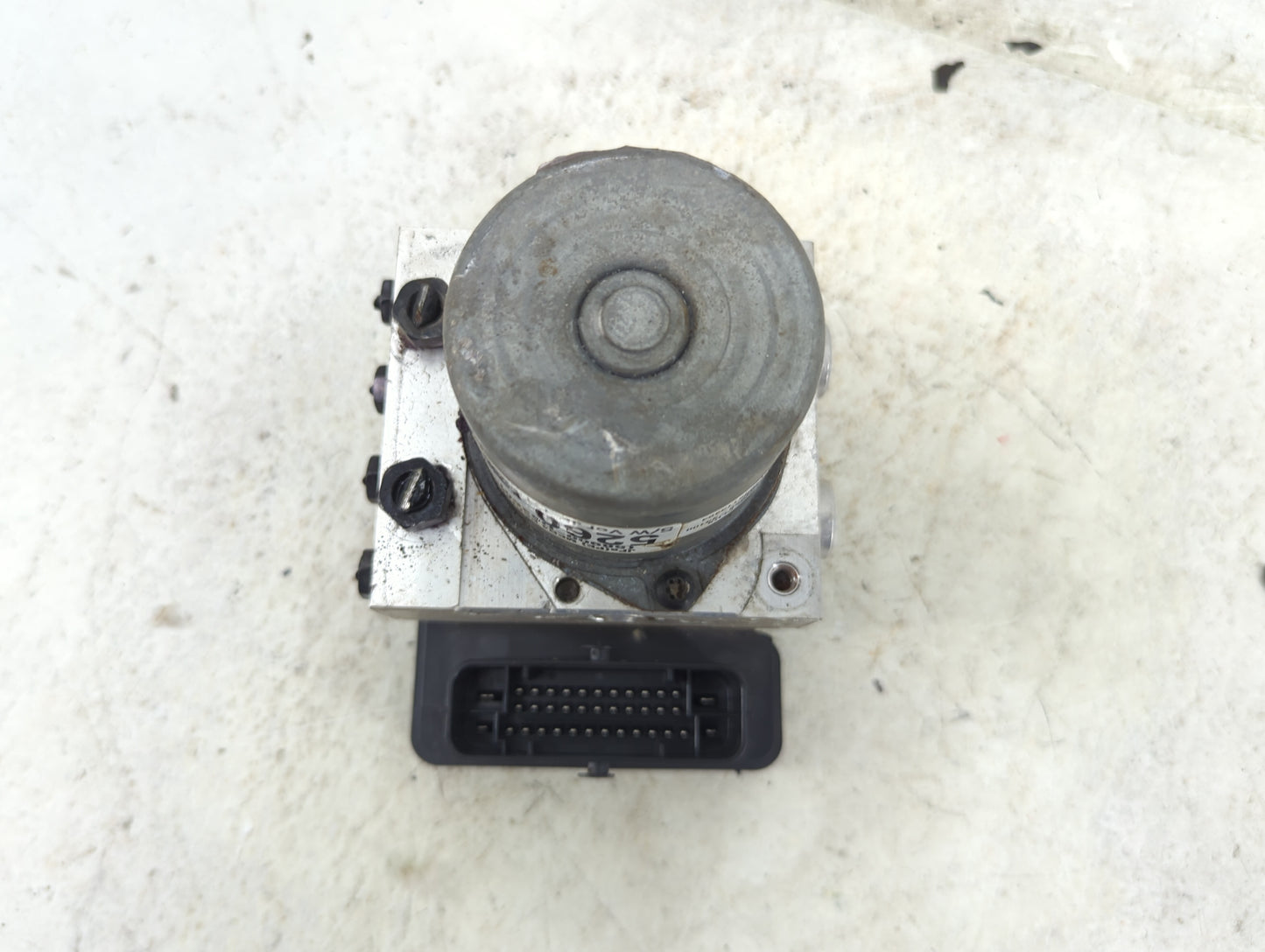 2019-2020 Kia Optima ABS Pump Control Module Replacement P/N:D5589-24Z 58900-D5260 Fits Fits 2019 2020 OEM Used Auto Parts -