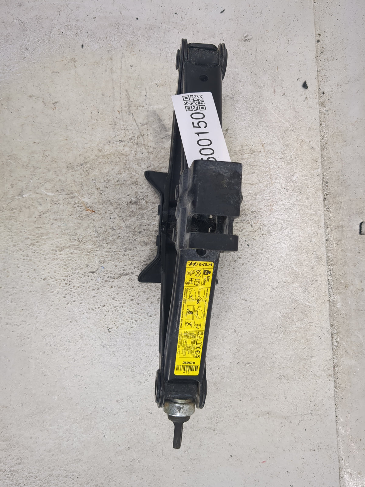 2020 Kia Optima Spare Scissor Car Jack Black - Oemusedautoparts1.com