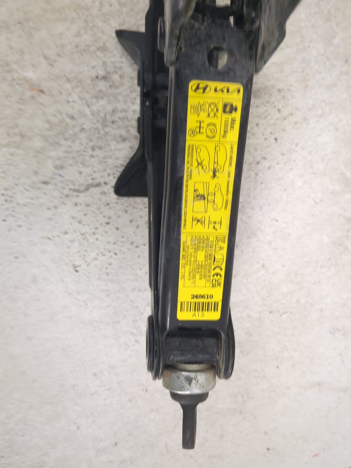 2020 Kia Optima Spare Scissor Car Jack Black - Oemusedautoparts1.com