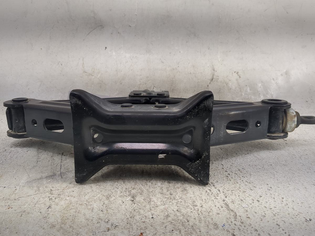 2020 Kia Optima Spare Scissor Car Jack Black - Oemusedautoparts1.com