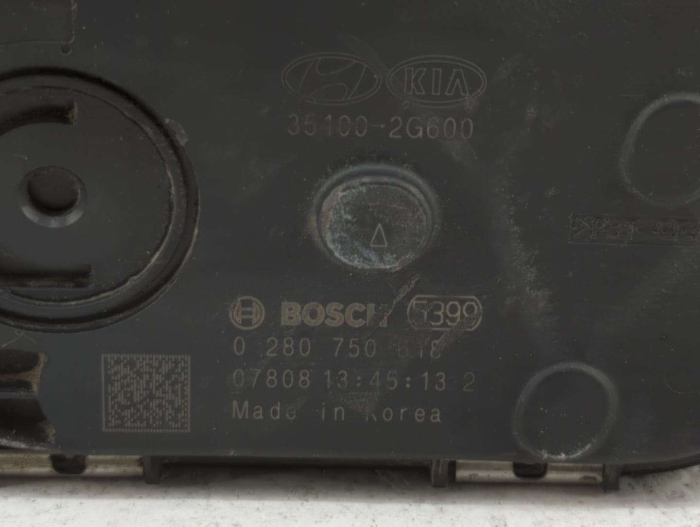2016-2020 Kia Optima Throttle Body P/N:0 280 750 618 35100-2G600 Fits Fits 2015 2016 2017 2018 2019 2020 2021 OEM Used Auto 