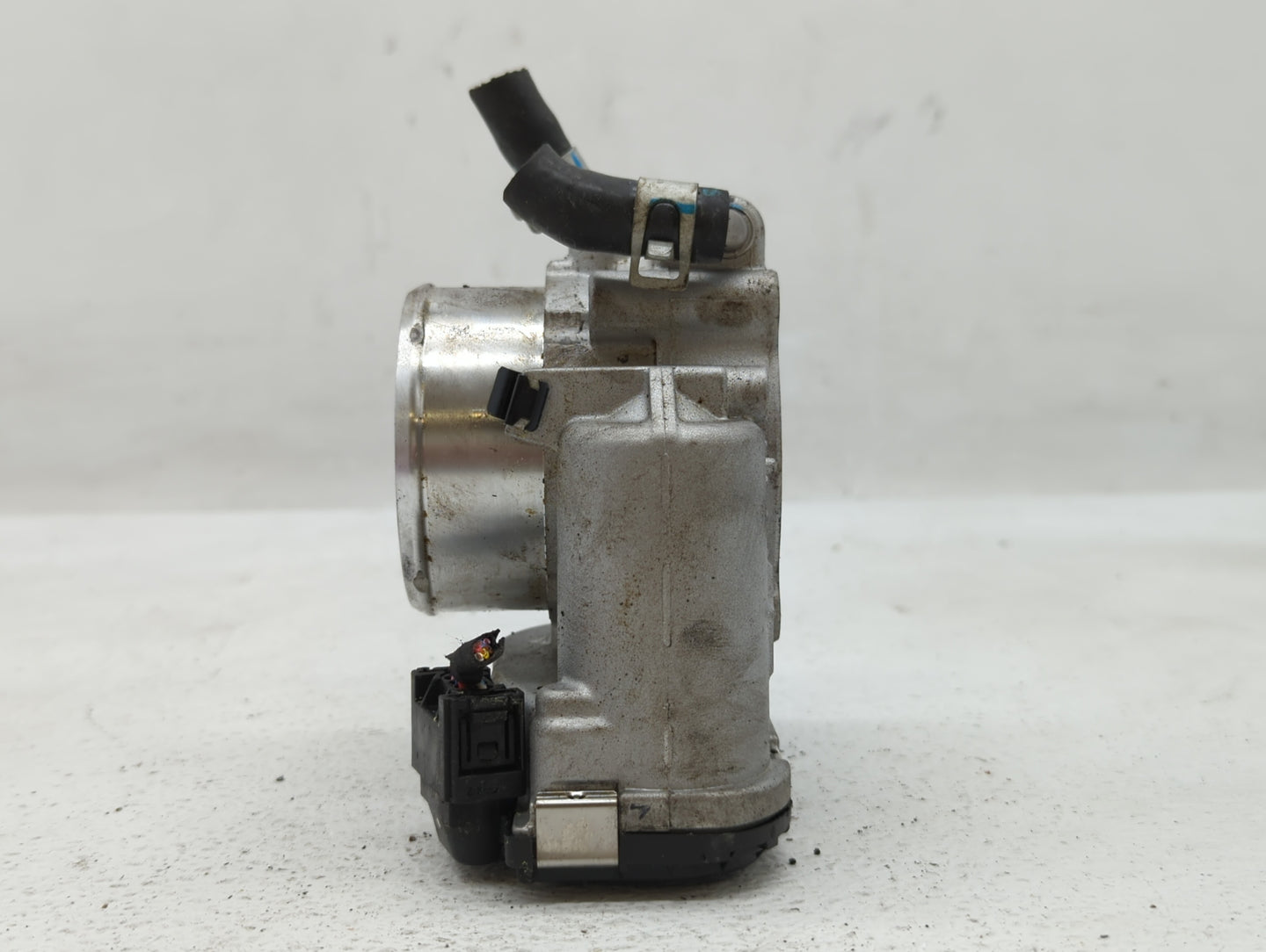2016-2020 Kia Optima Throttle Body P/N:35100-2G600 Fits Fits 2015 2016 2017 2018 2019 2020 2021 OEM Used Auto Parts - Oemuse