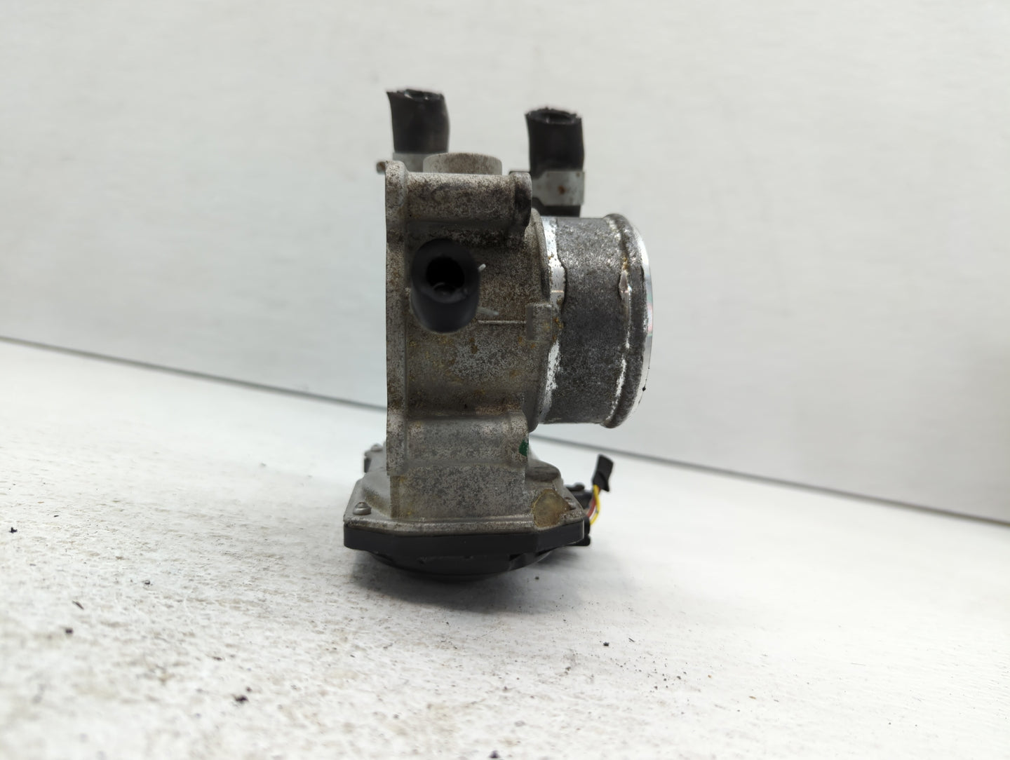 2016-2020 Kia Optima Throttle Body P/N:35100-2B340 Fits Fits 2015 2016 2017 2018 2019 2020 2021 2022 OEM Used Auto Parts - O