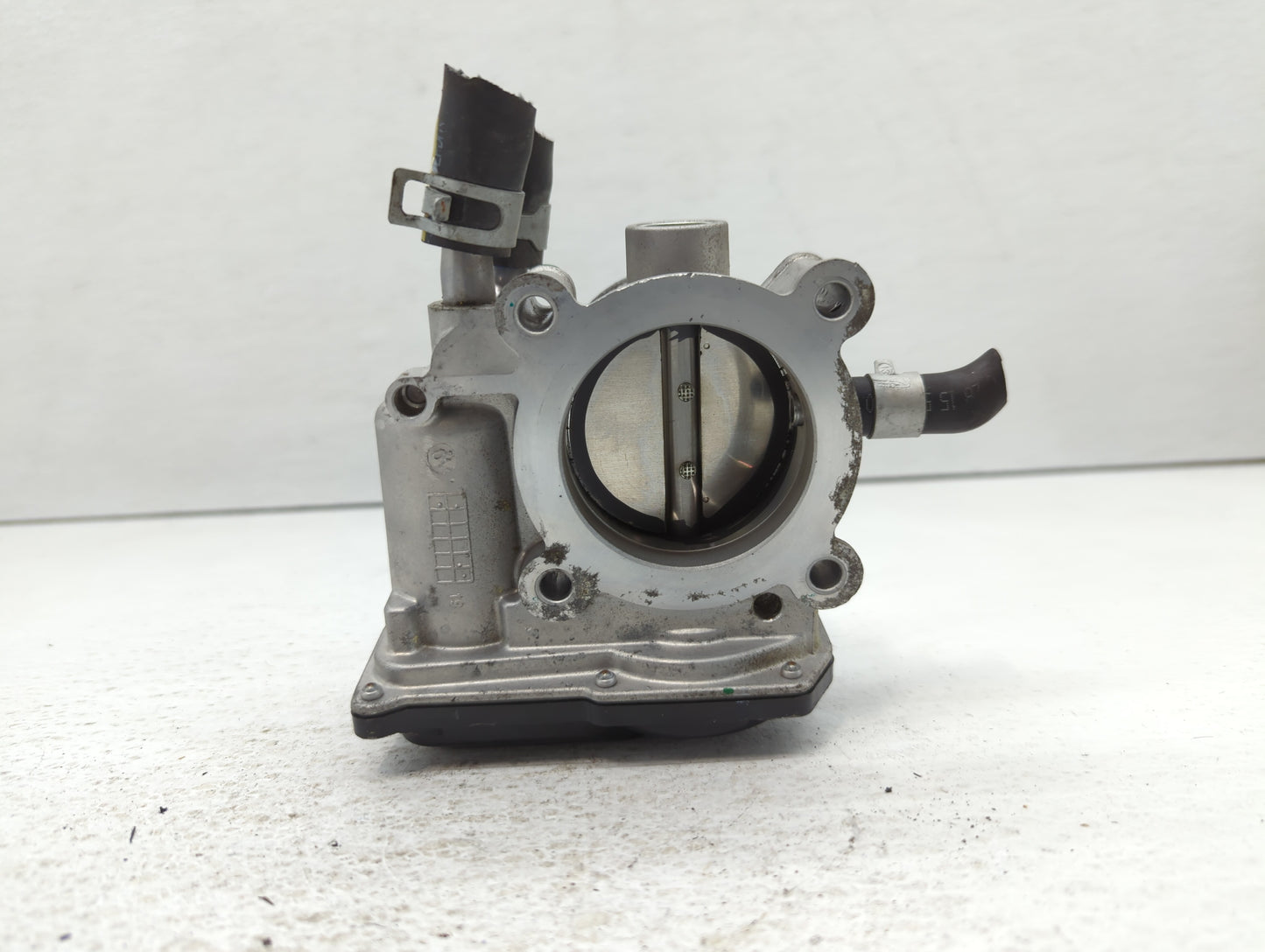 2016-2020 Kia Optima Throttle Body P/N:35100-2B340 Fits Fits 2015 2016 2017 2018 2019 2020 2021 2022 OEM Used Auto Parts - O