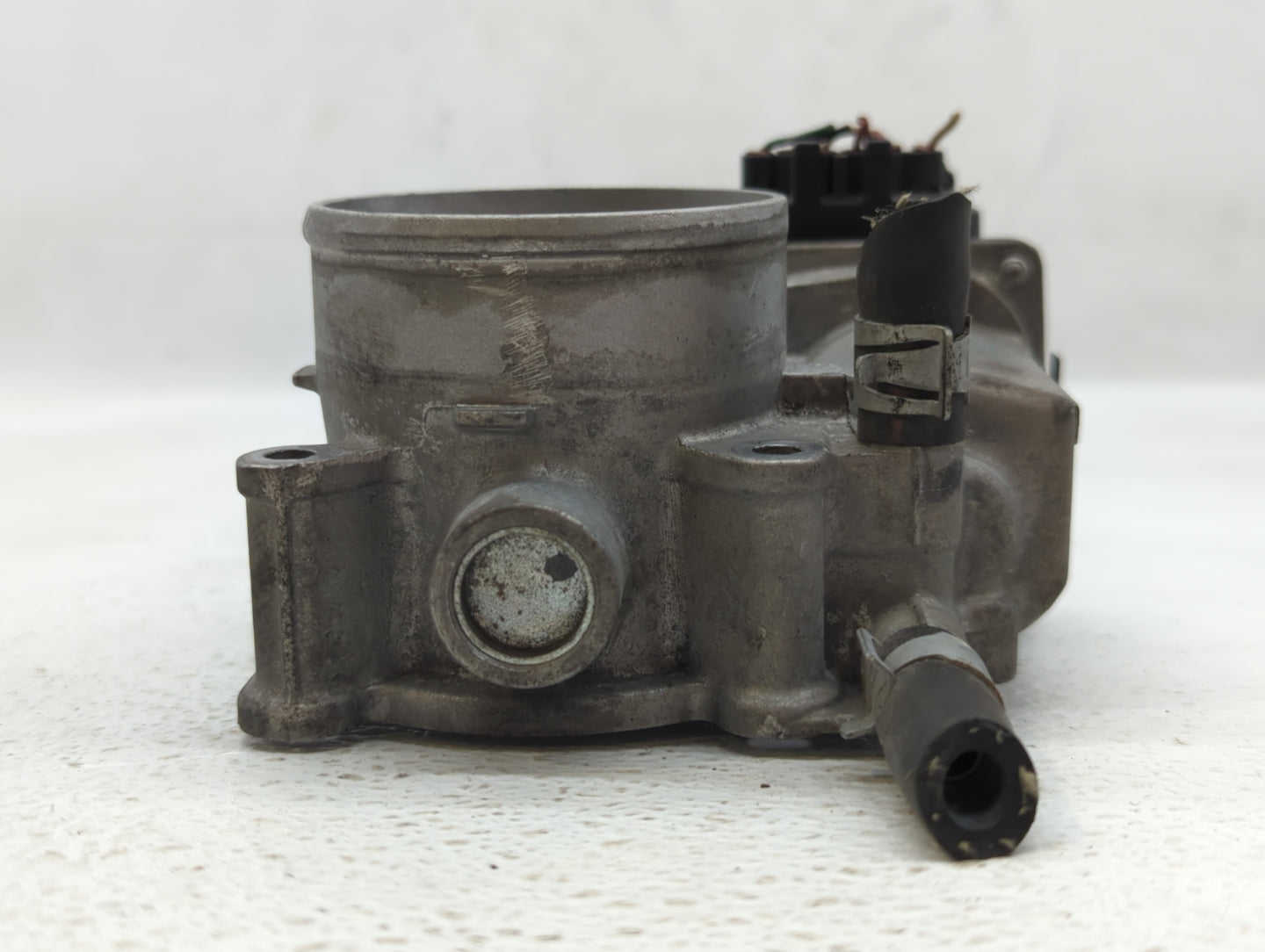2016-2020 Kia Optima Throttle Body P/N:3RA60-01 A Fits Fits 2015 2016 2017 2018 2019 2020 2021 OEM Used Auto Parts - Oemused
