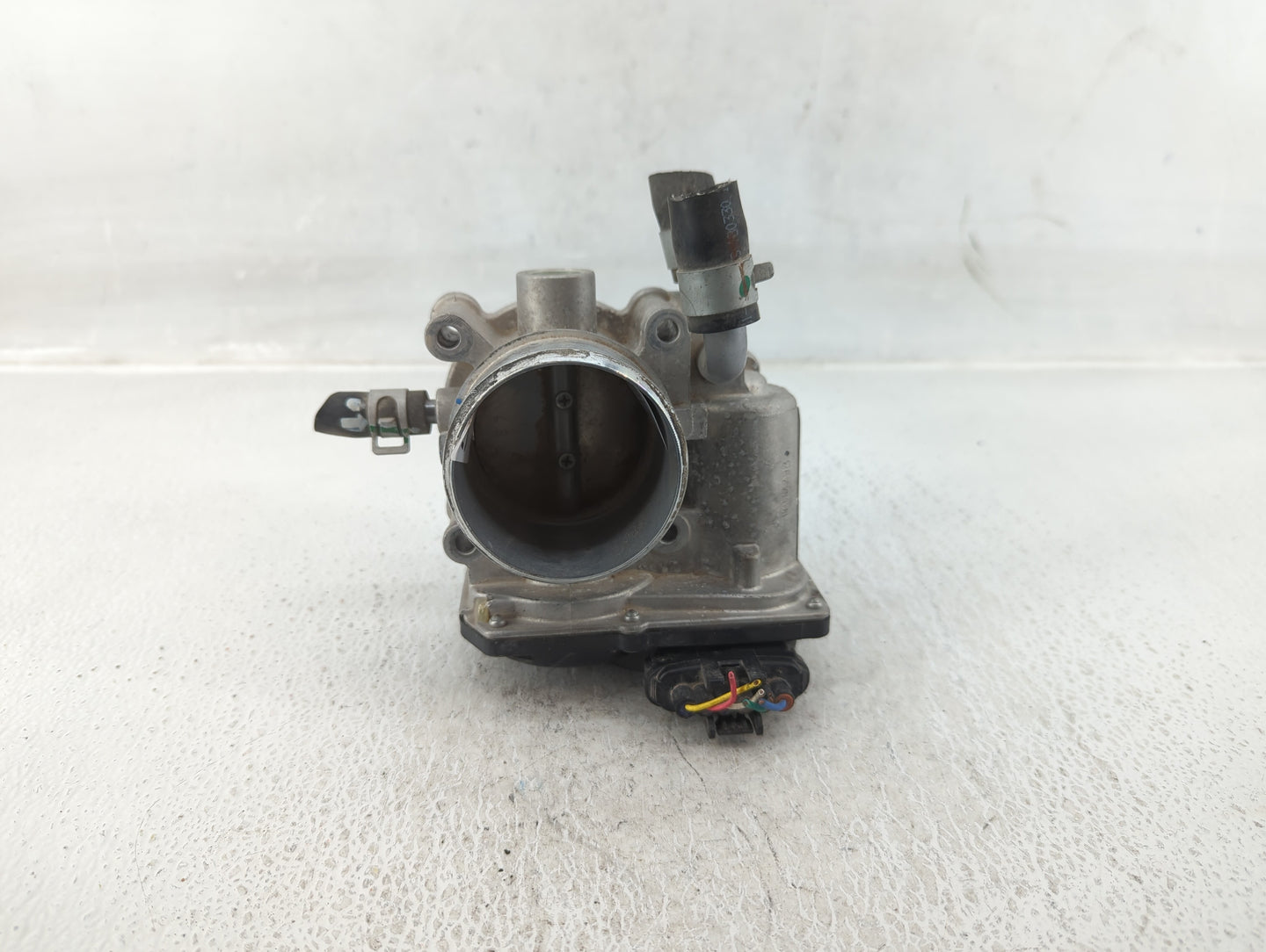 2016-2020 Kia Optima Throttle Body P/N:35100-2B340 Fits Fits 2015 2016 2017 2018 2019 2020 2021 2022 OEM Used Auto Parts - O