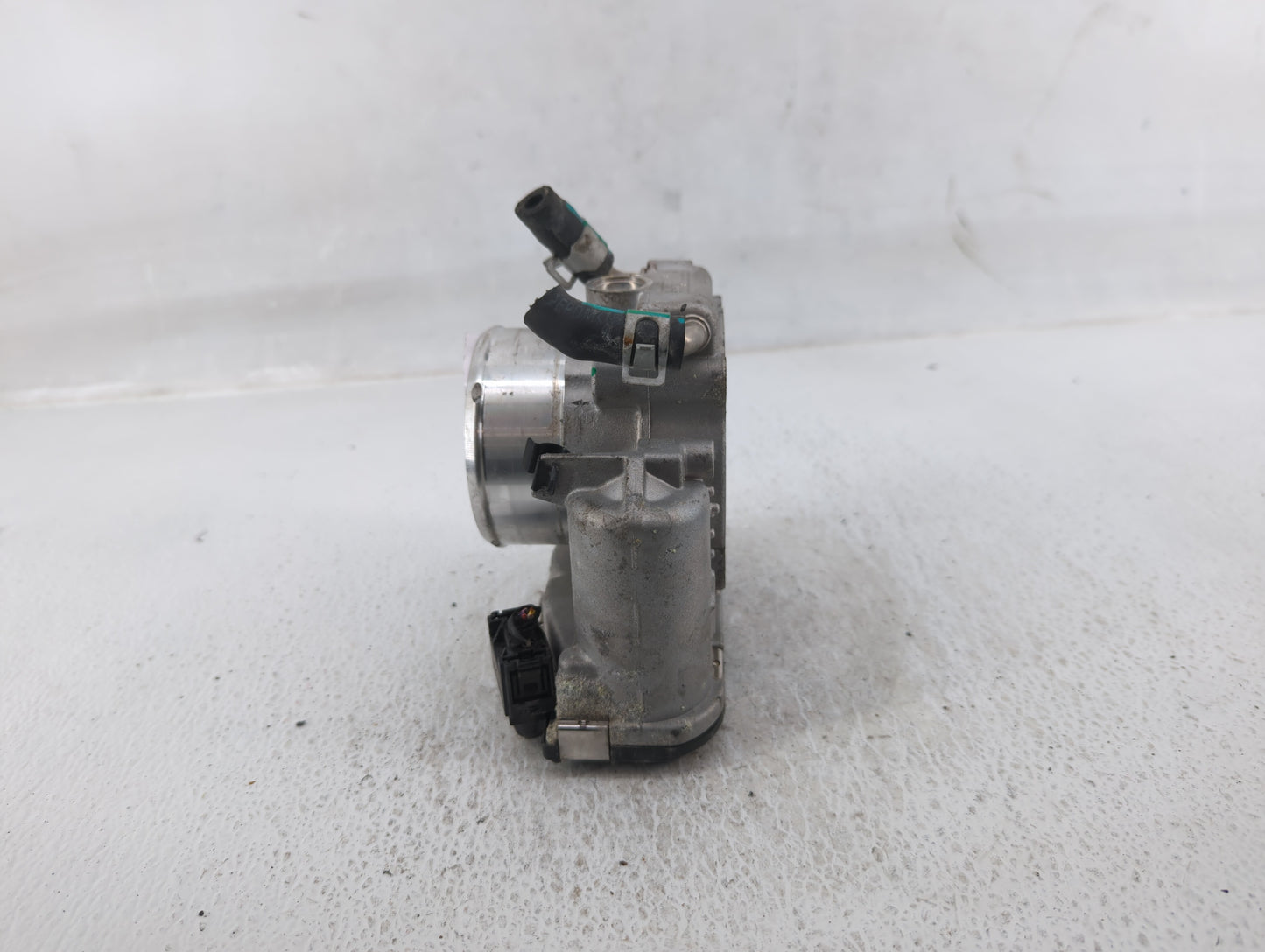 2016-2020 Kia Optima Throttle Body P/N:35100-2G600 Fits Fits 2015 2016 2017 2018 2019 2020 2021 OEM Used Auto Parts - Oemuse