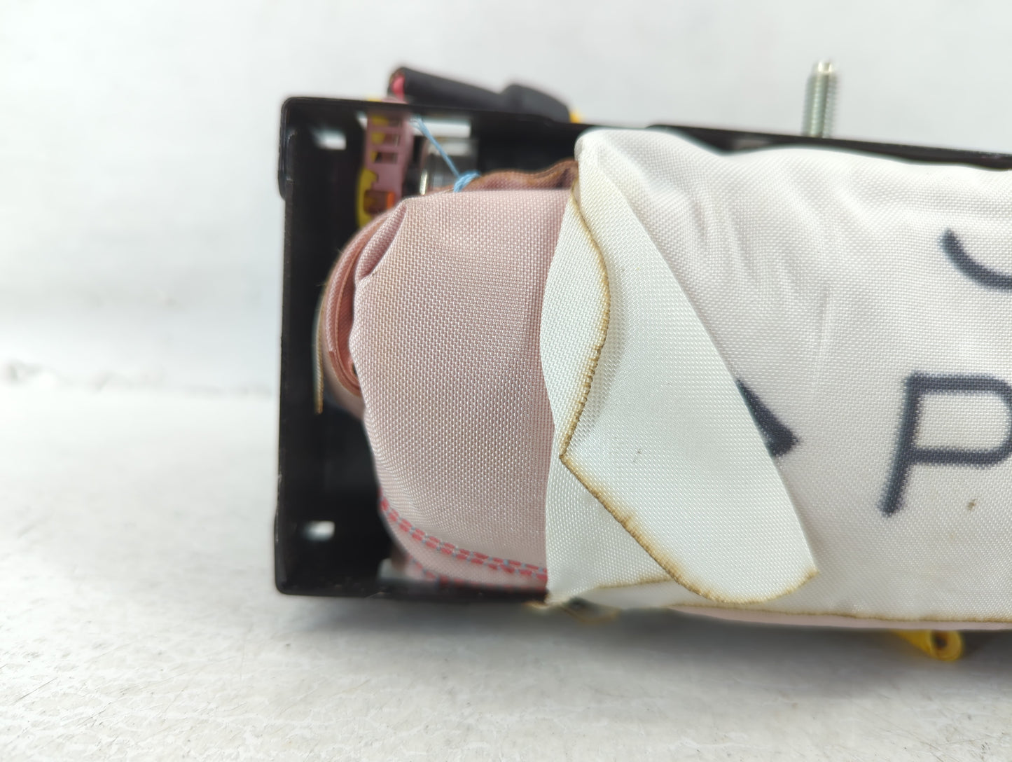 2016-2020 Kia Optima Air Bag Driver Left Steering Wheel Mounted - Oemusedautoparts1.com