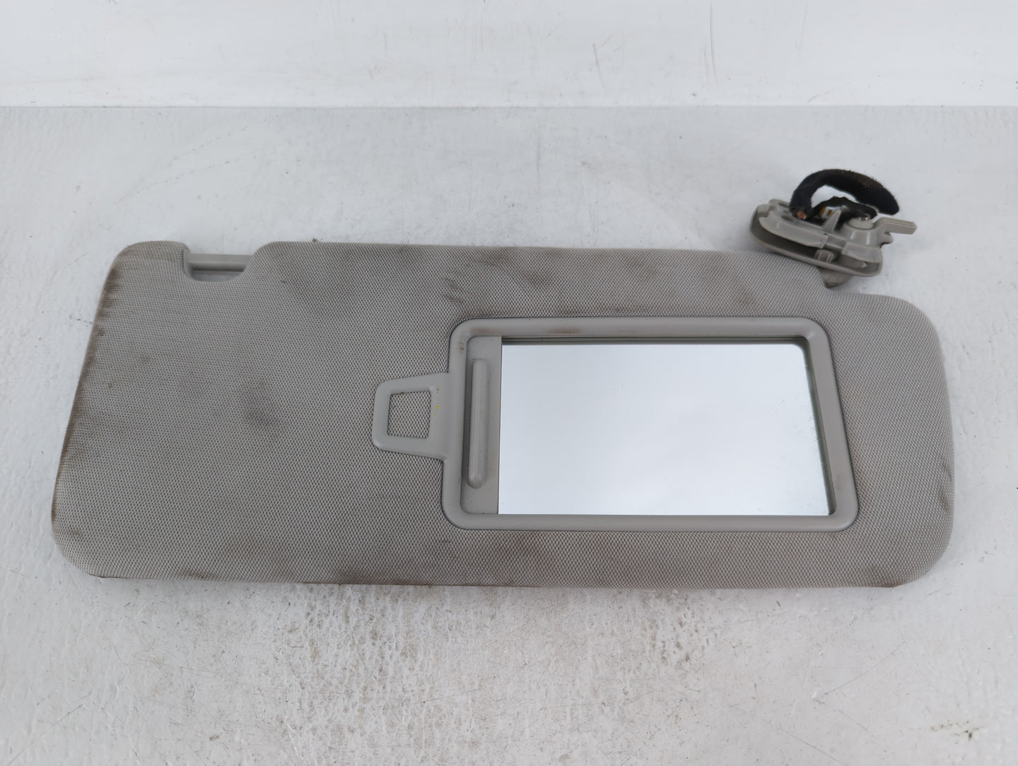 2016-2020 Kia Optima Sun Visor Shade Replacement Passenger Right Mirror Fits Fits 2016 2017 2018 2019 2020 OEM Used Auto Par