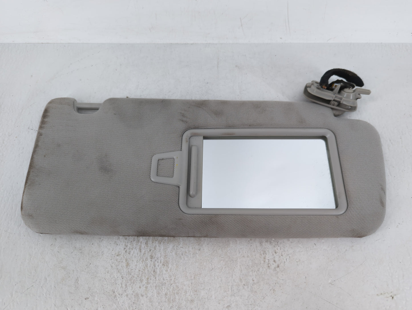 2016-2020 Kia Optima Sun Visor Shade Replacement Passenger Right Mirror Fits Fits 2016 2017 2018 2019 2020 OEM Used Auto Par